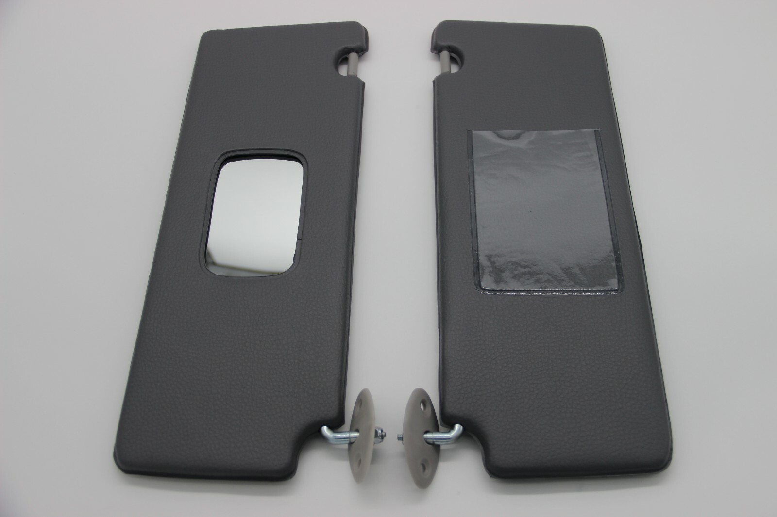 fits Toyota Tacoma / Hilux 1995-2001 sun visors