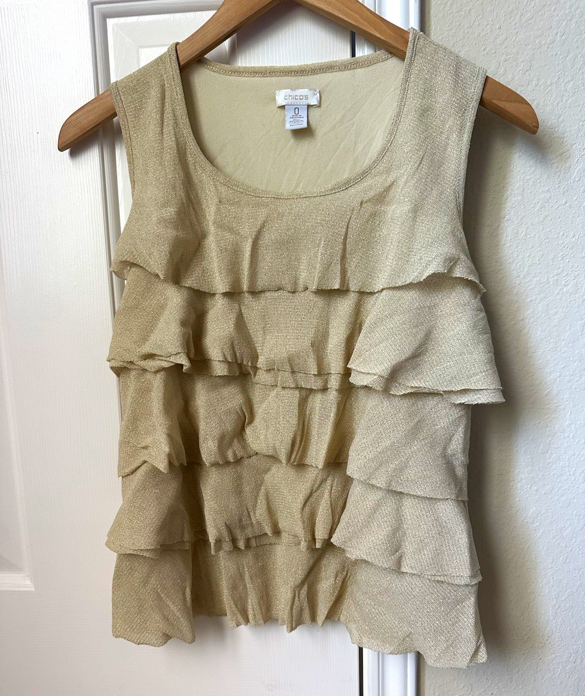 Chico\'s Yellow Gold Shimmer Ruffle Scoop Neck Wide Strap Stretch Tank Top Size 0 Chico\'s Yellow Gold Shimmer Ruffle Scoop Neck Wide Strap Stretch Tank Top Size 0