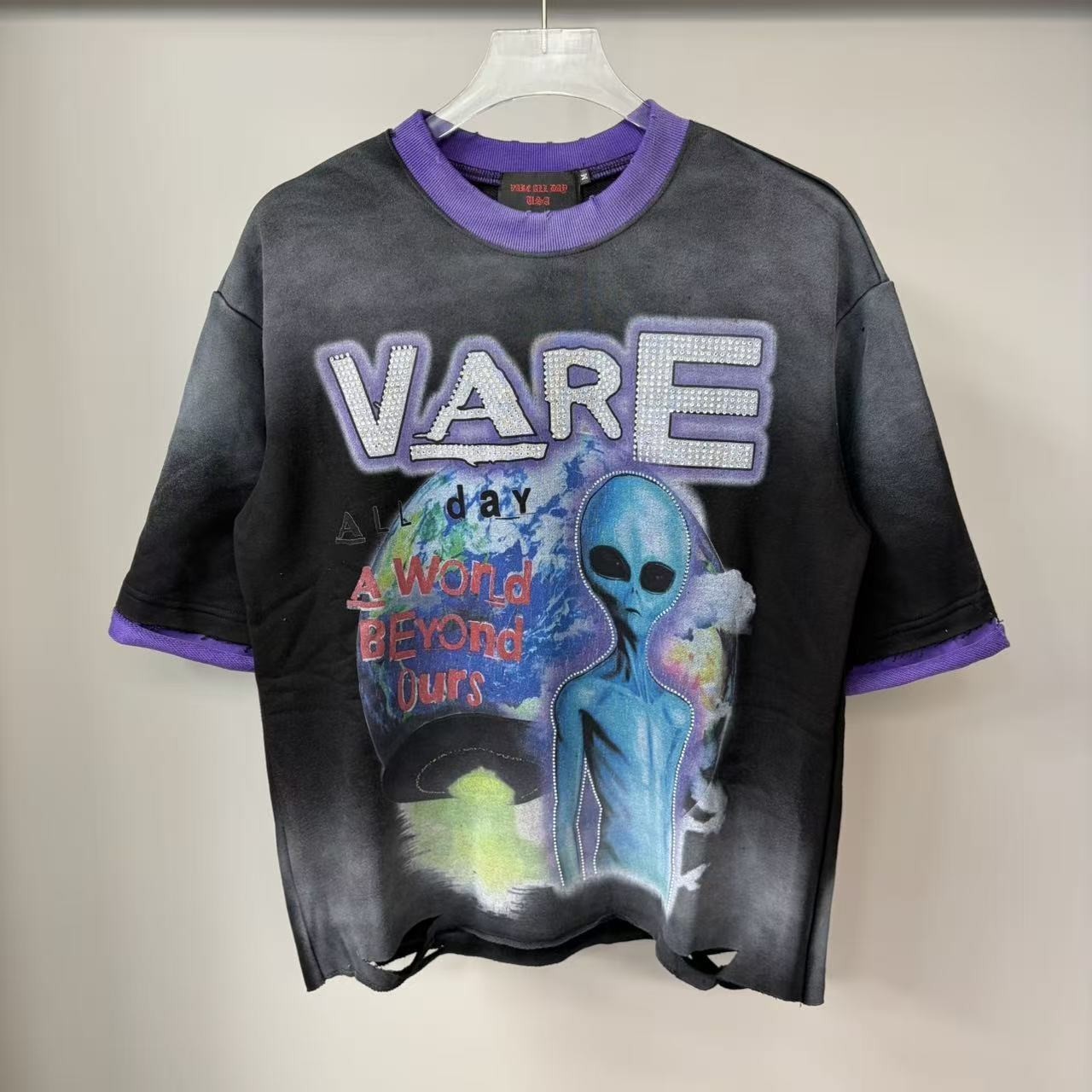 VARE ALL DAY Graphic Printed Washed Rhinestone T-shirt