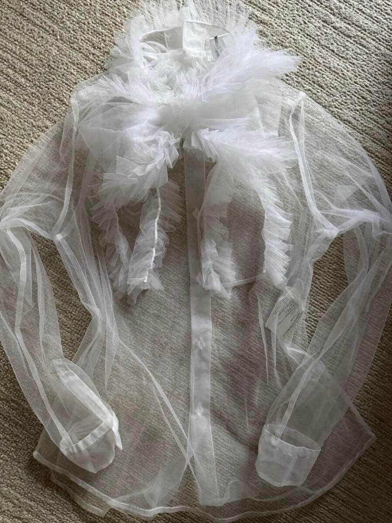 Noir Kei Ninomiya White Tulle Ruffle Ribbon Blouse Shirt Top Size S 23.6 inches