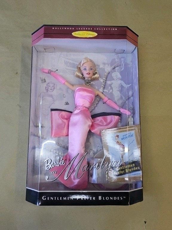 1997 MARILYN MONROE BARBIE GENTLEMEN PREFER BLONDES NEW IN BOX #17451 PINK DRESS 1997 MARILYN MONROE BARBIE GENTLEMEN PREFER BLONDES NEW IN BOX #17451 PINK DRESS