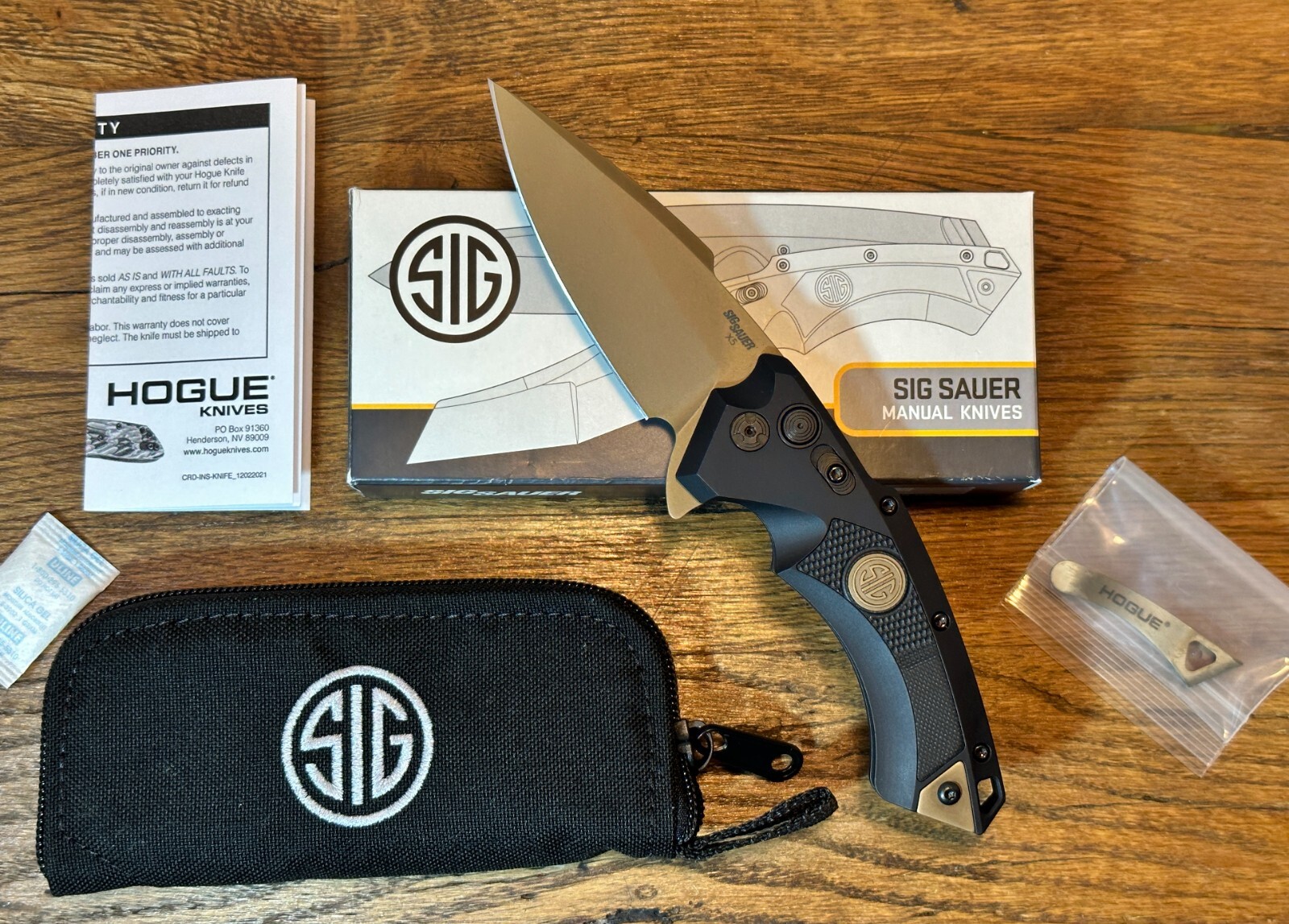 Hogue SIG X5 Emperor Scorpion Knife Alum & G10 Handle, Plain CPM154 Blade 36570