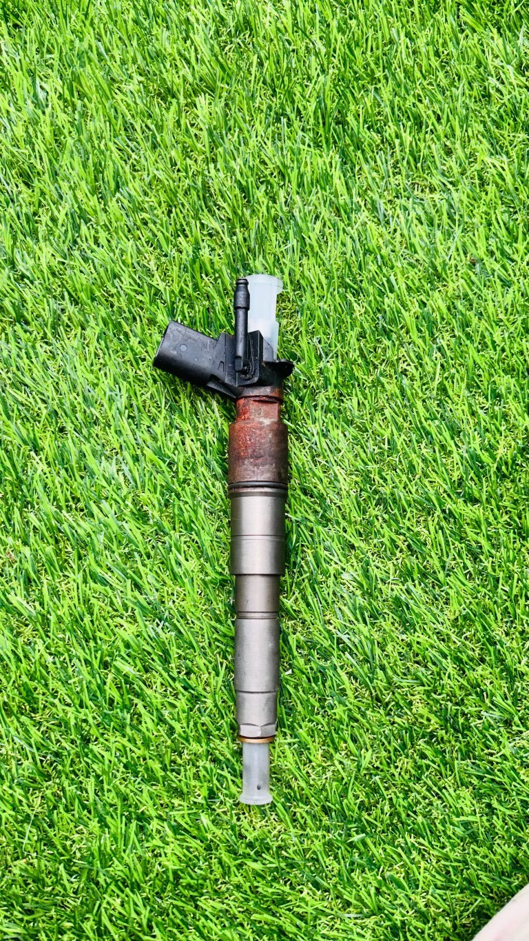 2009-2013 BMW E90 E70 X5 35D 335D M57 Diesel 3.0 Engine Fuel Injector OEM 2009-2013 BMW E90 E70 X5 35D 335D M57 Diesel 3.0 Engine Fuel Injector OEM