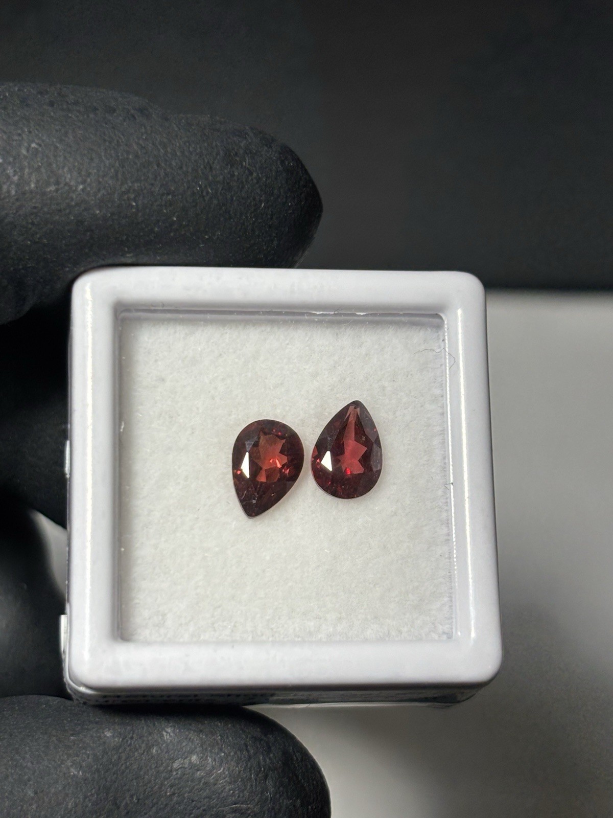 1.64ct Natural Rhodolite Garnet Pear Cut Matching Pair Red Transparent 7x5mm 1.64ct Natural Rhodolite Garnet Pear Cut Matching Pair Red Transparent 7x5mm