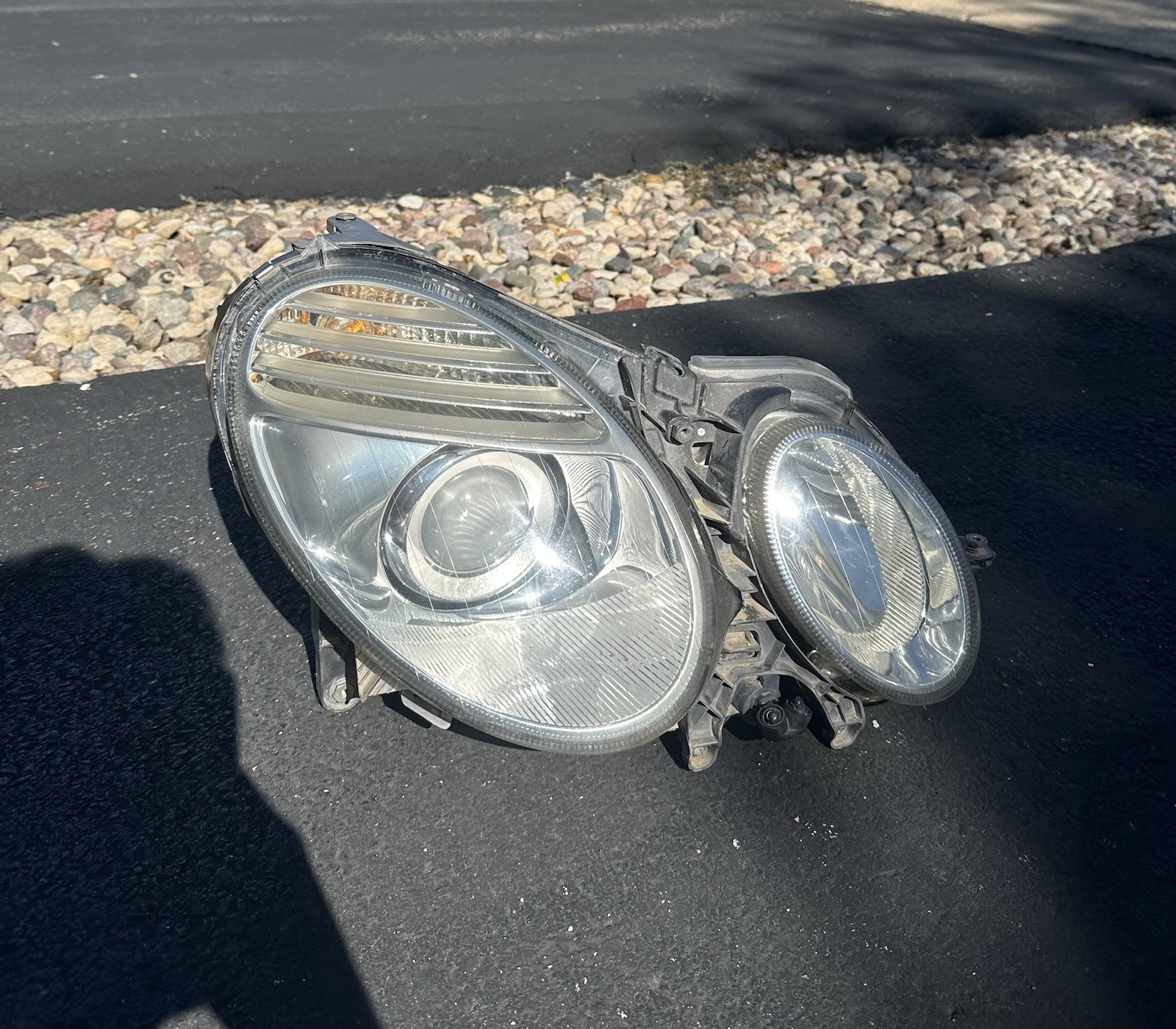 2007-2009 Mercedes-Benz W211 OEM Bi-Xenon Passenger Headlight w/ AFS