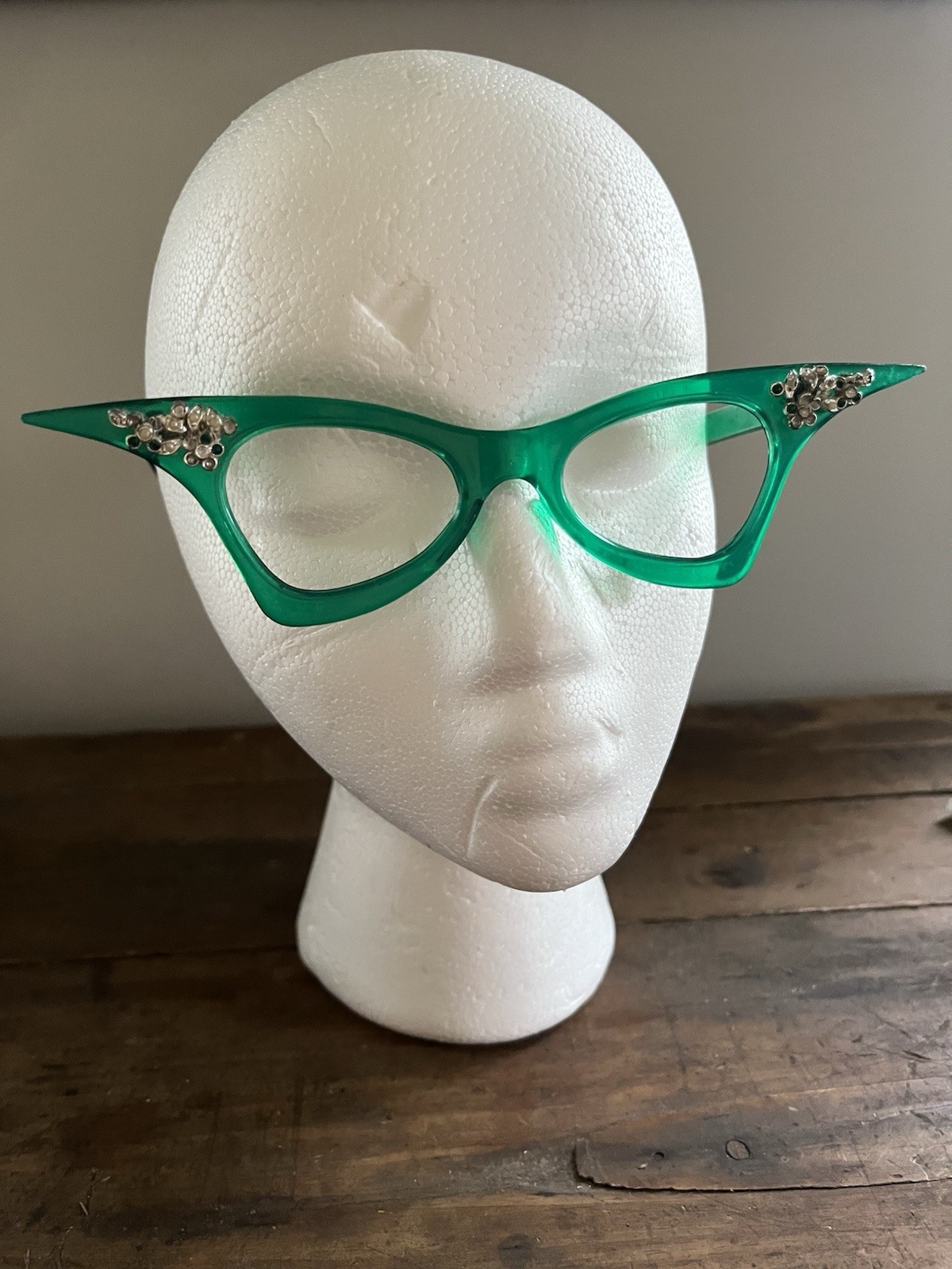 Vintage Green Frame Cat Eye Rhinestone Accent 1950s 60s True Vintage Rhinestone