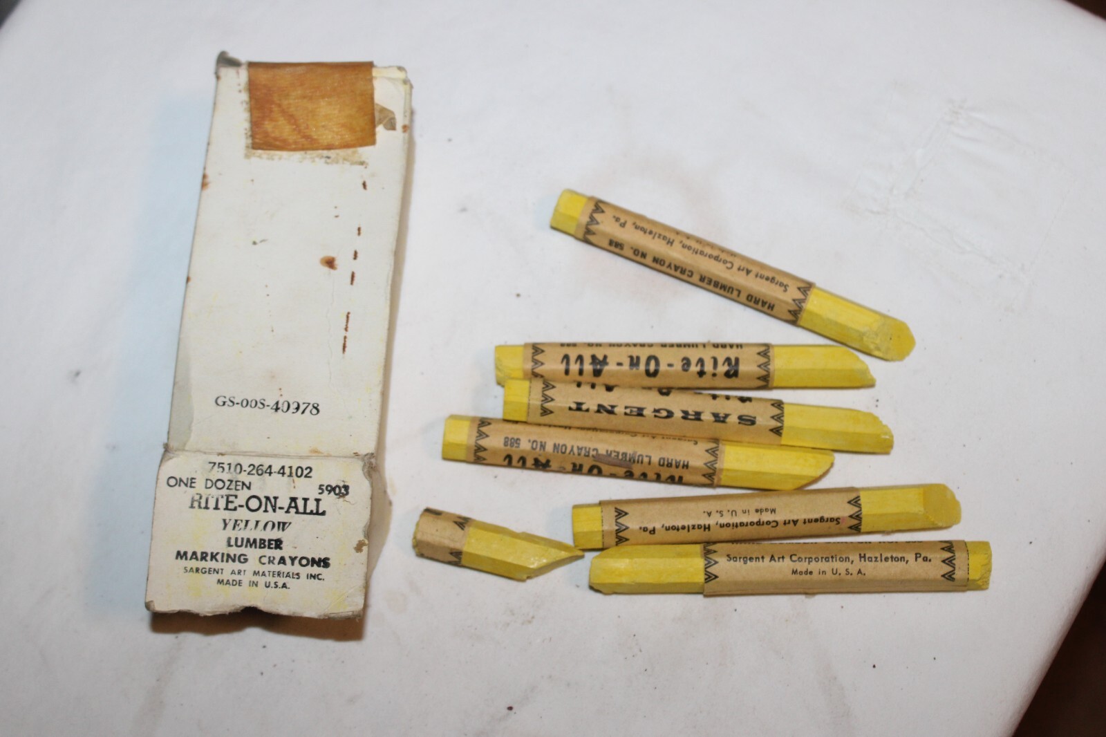 Set of 6 Vintage RITE-ON-ALL Yellow Lumber Marking Crayons