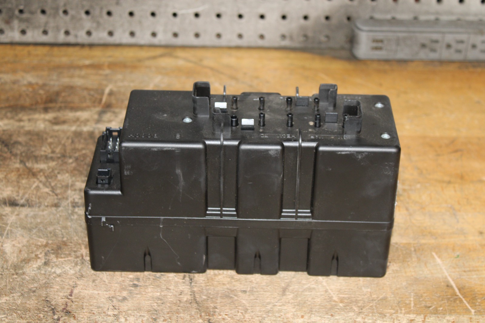 MERCEDES BENZ OEM W220 W215 S500 CL500 S430 S55 DOOR LOCKING VACUUM PUMP 00-06 MERCEDES BENZ OEM W220 W215 S500 CL500 S430 S55 DOOR LOCKING VACUUM PUMP 00-06