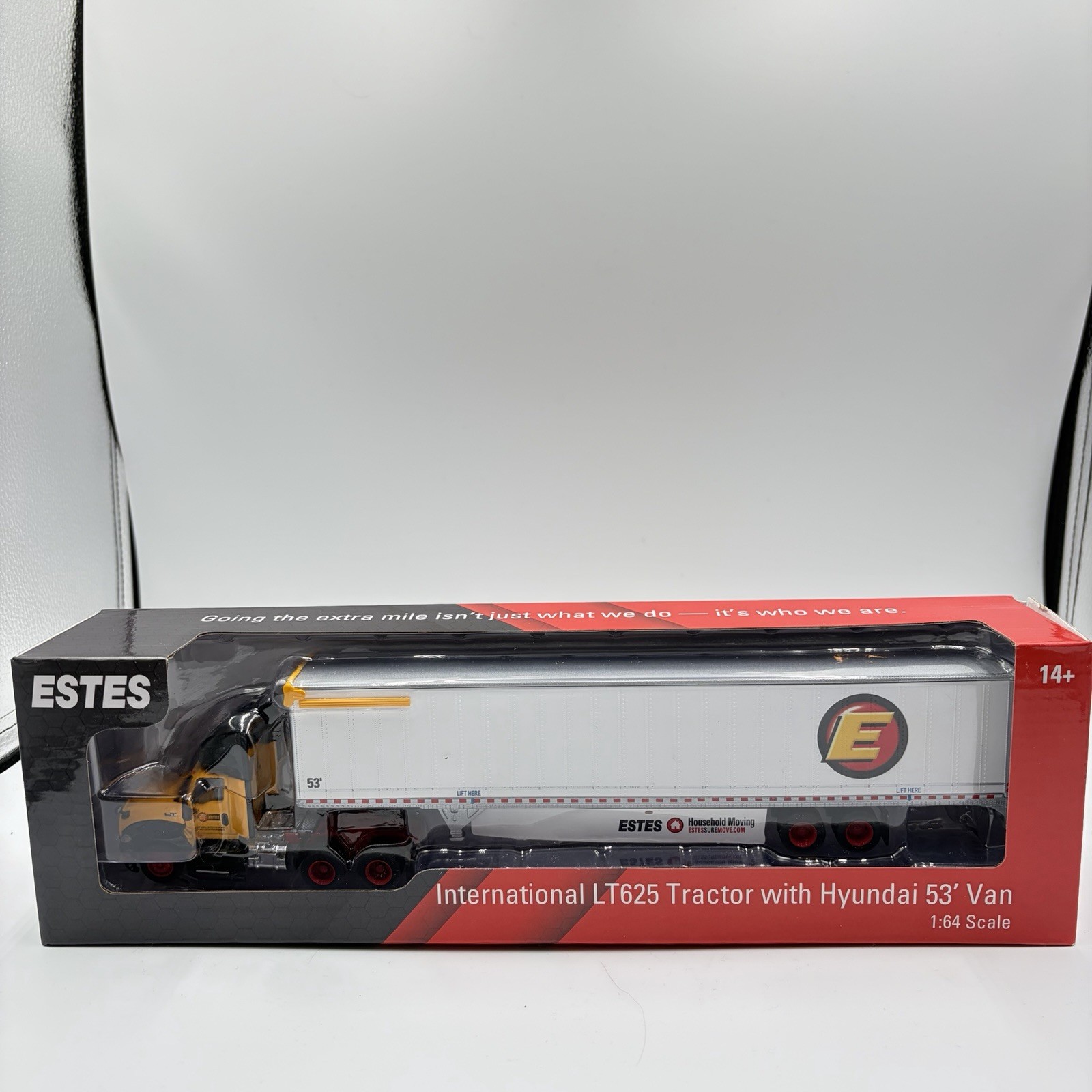 1:64 Diecast Estes Express Lines Tractor Trailer Truck 2025 Employee Exclusive 1:64 Diecast Estes Express Lines Tractor Trailer Truck 2025 Employee Exclusive