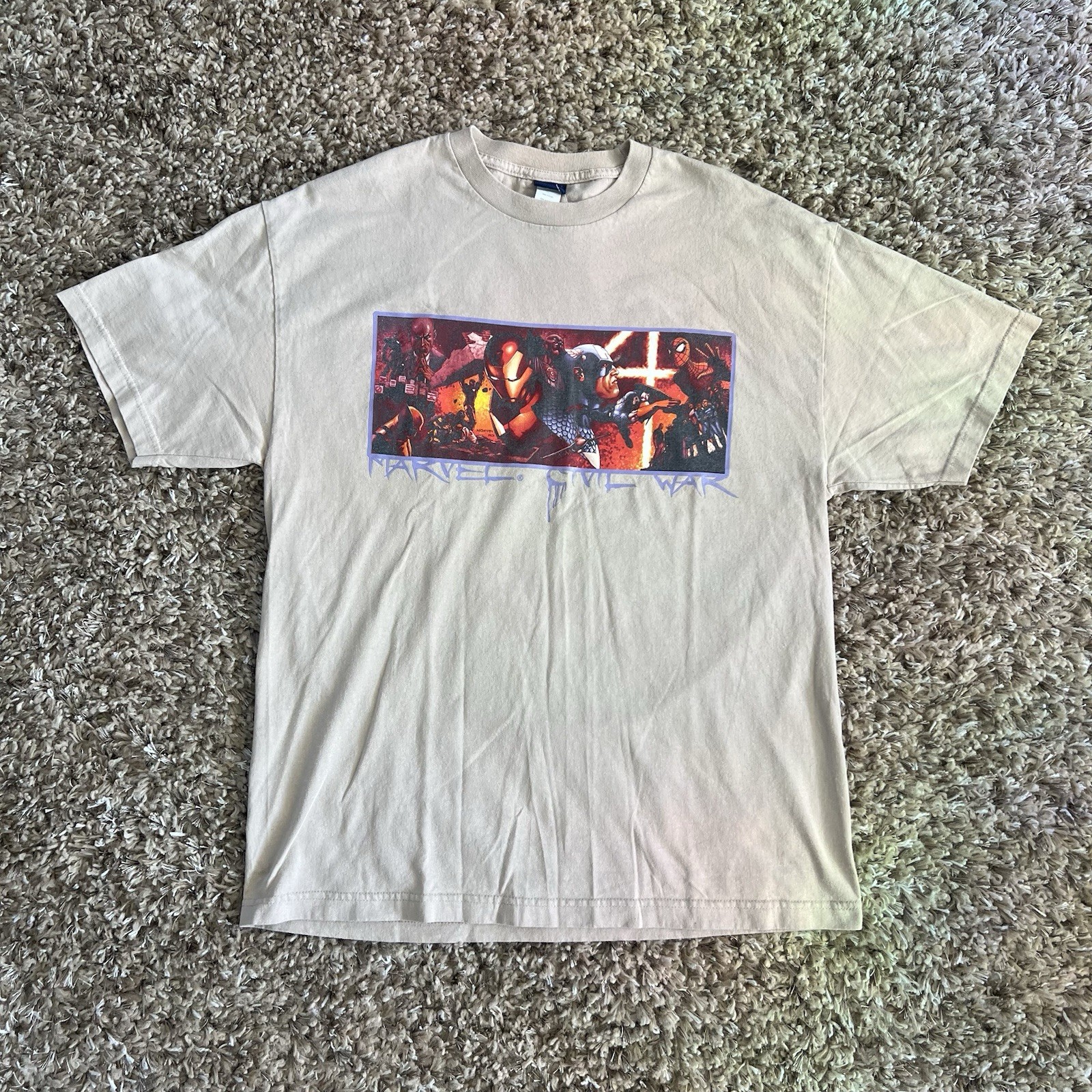 Vintage Marvel Civil War Promo Movie Tee Beige Tan Size XL 21.5X31