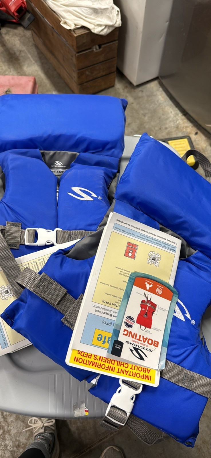 Stearns Infant Life Jacket 152-11 USCG Approved Near-Shore Buoyant Vest Stearns Infant Life Jacket 152-11 USCG Approved Near-Shore Buoyant Vest