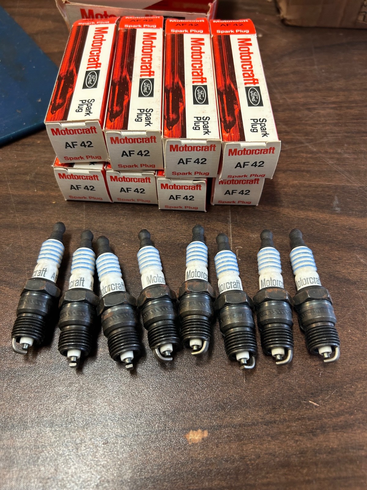 NOS Ford MOTORCRAFT AF-42 Spark Plugs SET OF 8  USA 1970 COUGAR COMET MONTEGO