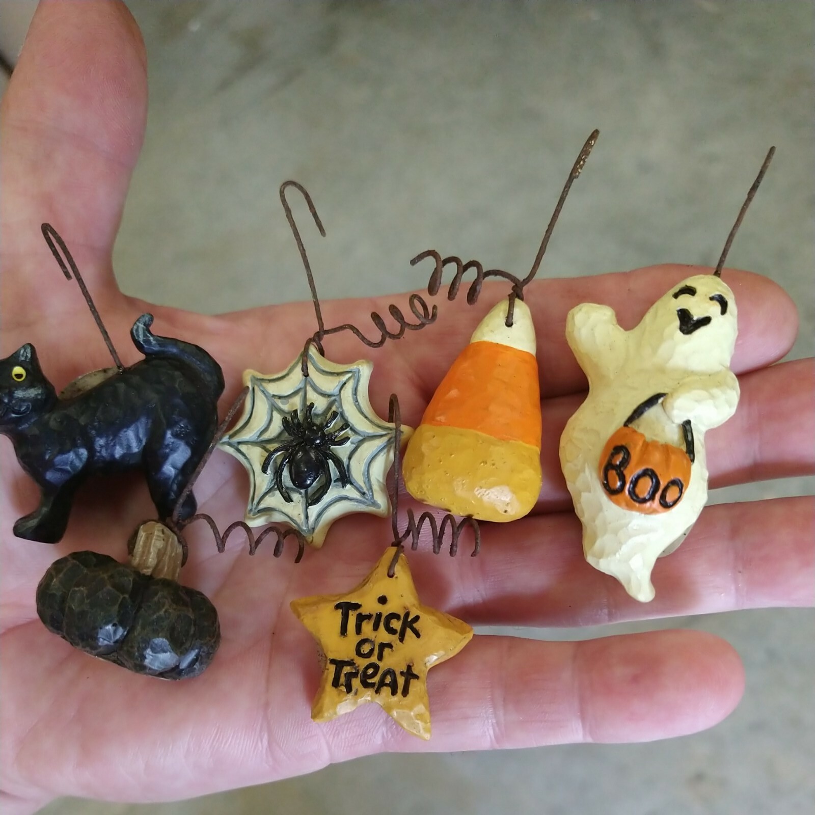 6 Spooky Whimsical Hand Painted Resin Happy Halloween Ornaments Salem Collection 6 Spooky Whimsical Hand Painted Resin Happy Halloween Ornaments Salem Collection