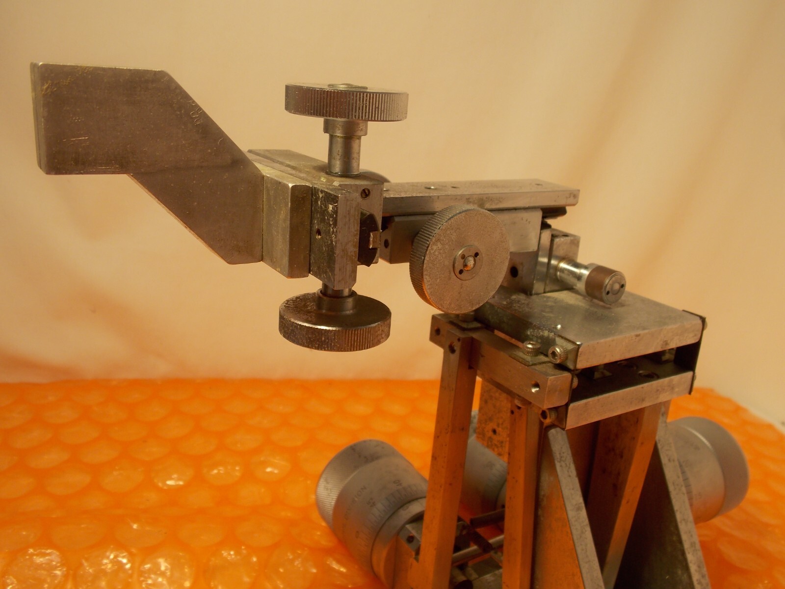 THE L.S.STARRETT CO GEAR TOOTH CALPIER 465M .002M DIVISION (LAM-1207)