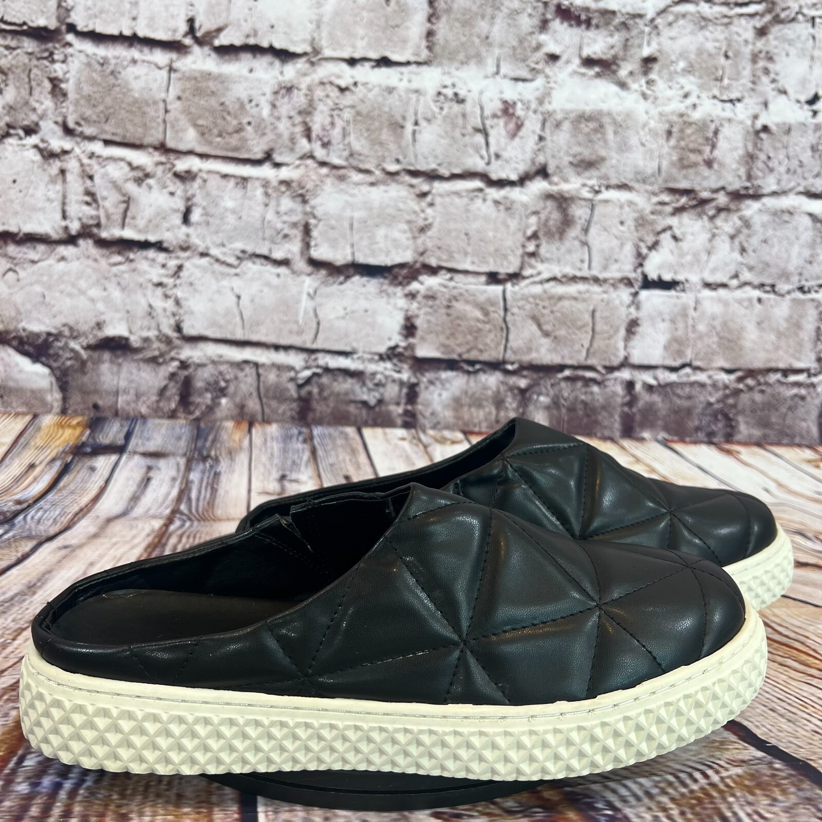 Aerosoles Aware Ella Women\'s Black Quilted Slip On Slides Sneakers Size 8.5 M