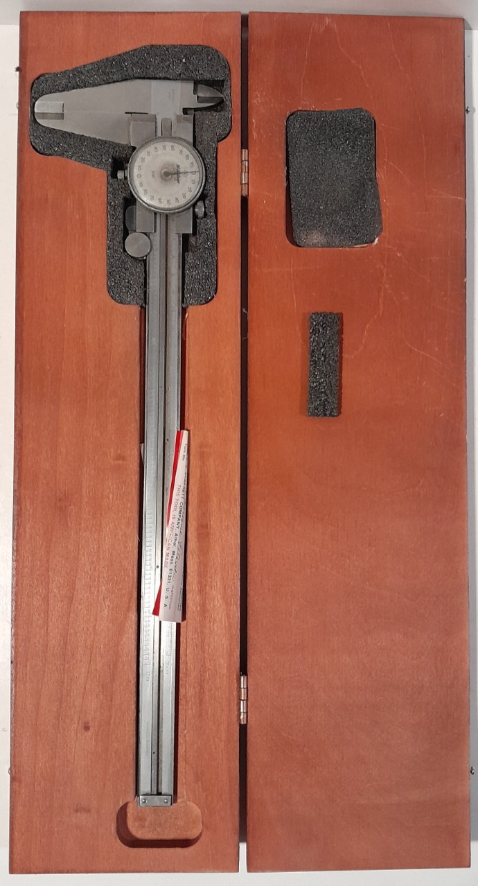 Vintage Mitutoyo Dial Caliper Machinist Tool With Starrett Wooden Box USA