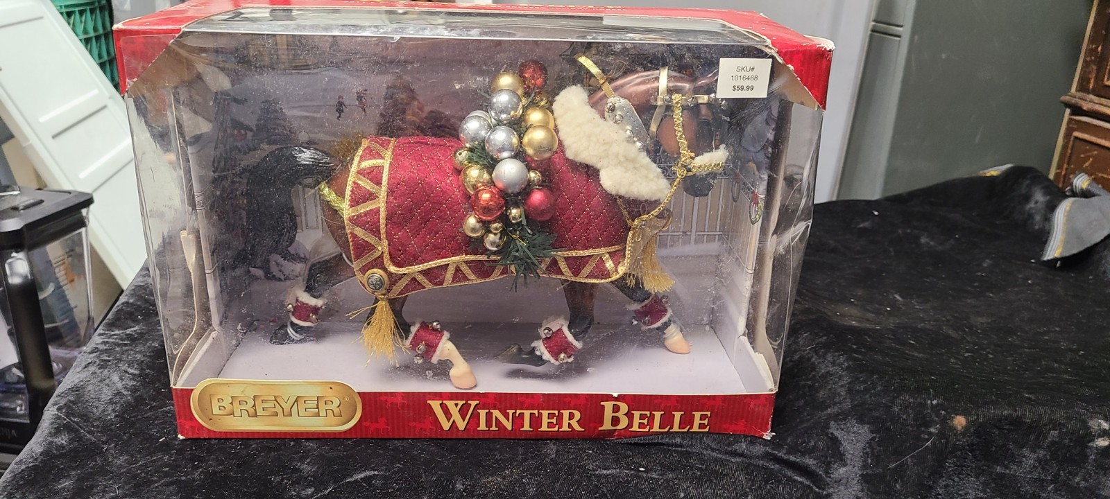 2011 Winter Belle Breyer Holiday Horse New in Sealed Dented Box