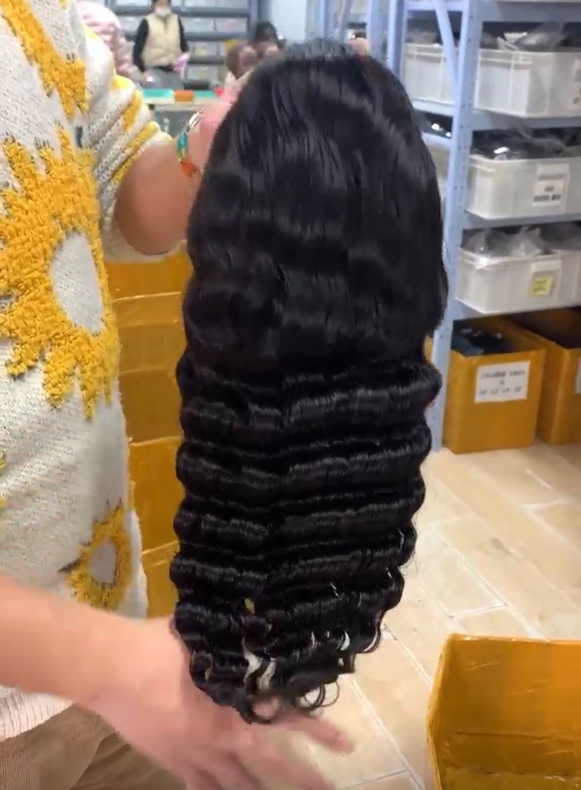 HUMAN HAIR WIG LOOSE DEEP 1BIN 210% HUMAN HAIR WIG LOOSE DEEP 1BIN 210%