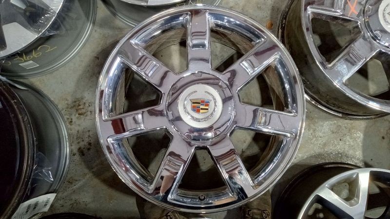 2007-2009 Cadillac Escalade Wheel Rim 22x9, 7 Spoke Oem