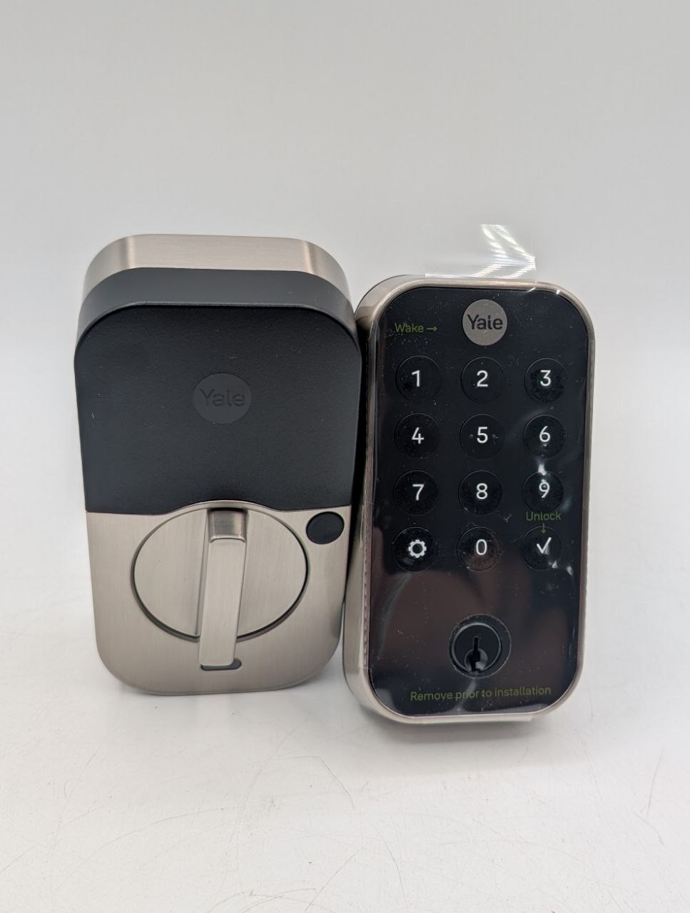 Yale Assure Lock 2 Wi-Fi Smart Keypad Deadbolt Satin Nickel (READ) Yale Assure Lock 2 Wi-Fi Smart Keypad Deadbolt Satin Nickel (READ)