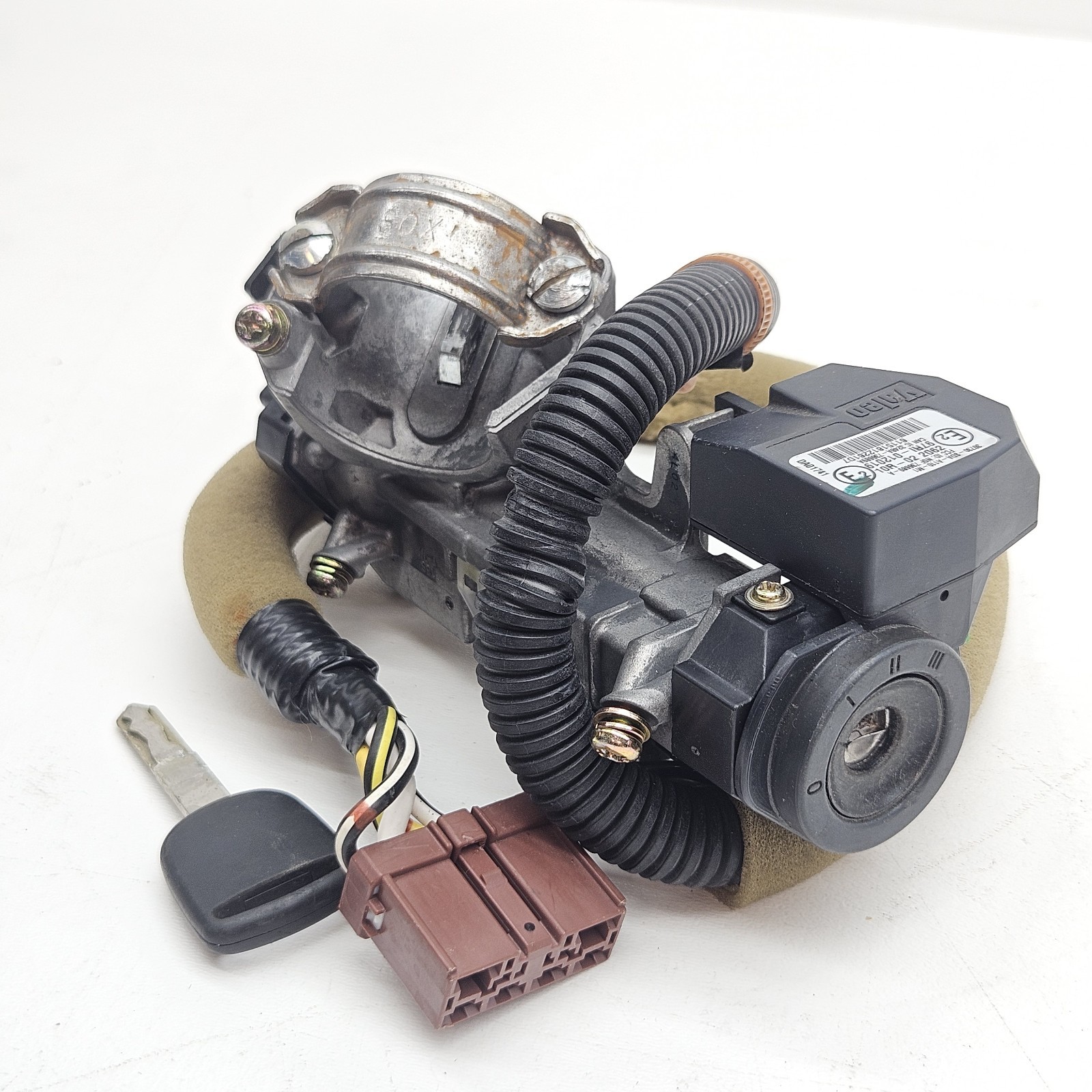 2005-2008 Honda Pilot Ignition Switch Lock Cylinder W/ Key Immobilizer OEM 2005-2008 Honda Pilot Ignition Switch Lock Cylinder W/ Key Immobilizer OEM