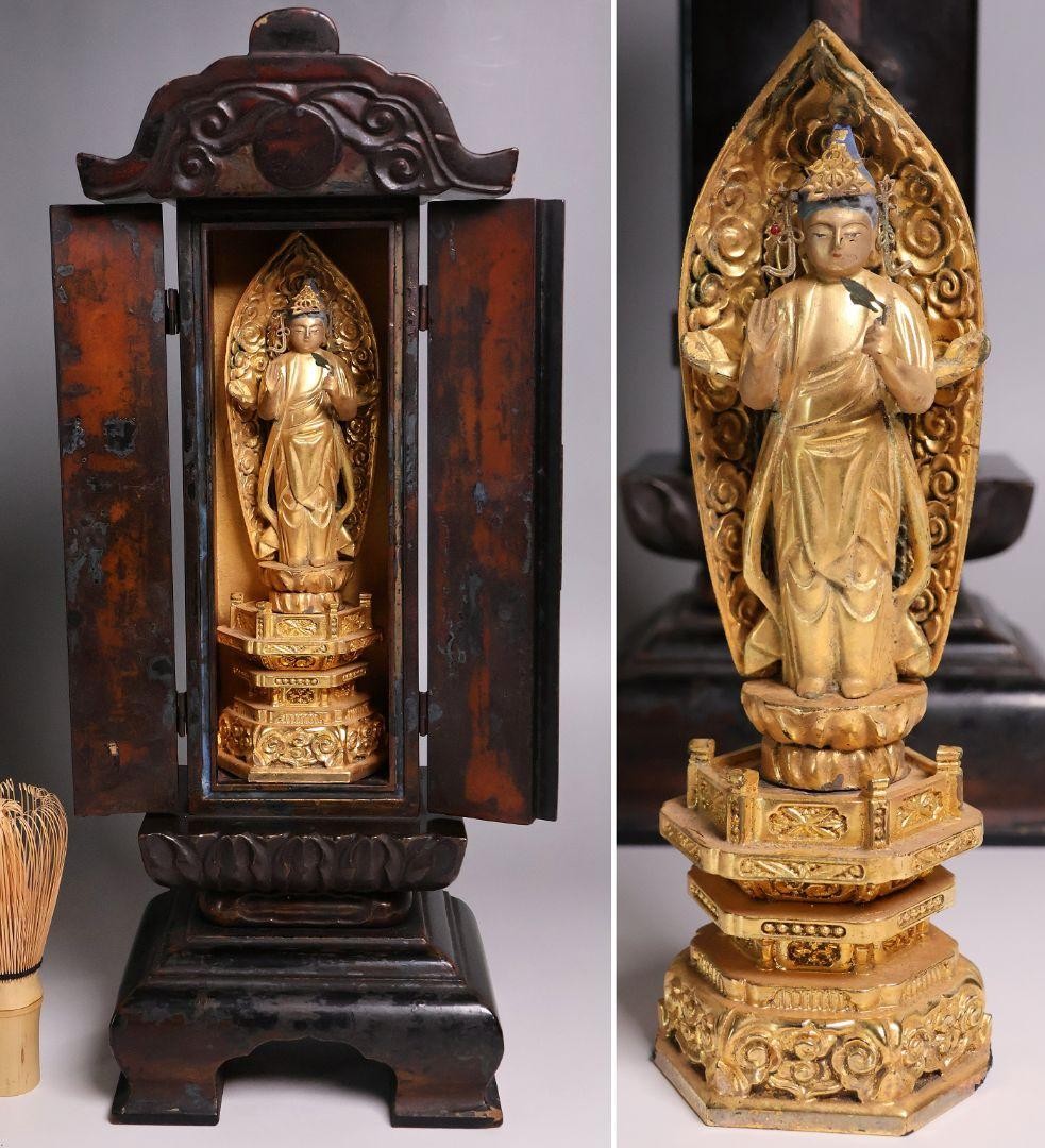 Japanese Antique Wooden Standing Statue of Kannon Bodhisattva 37.8 cm Japanese Antique Wooden Standing Statue of Kannon Bodhisattva 37.8 cm