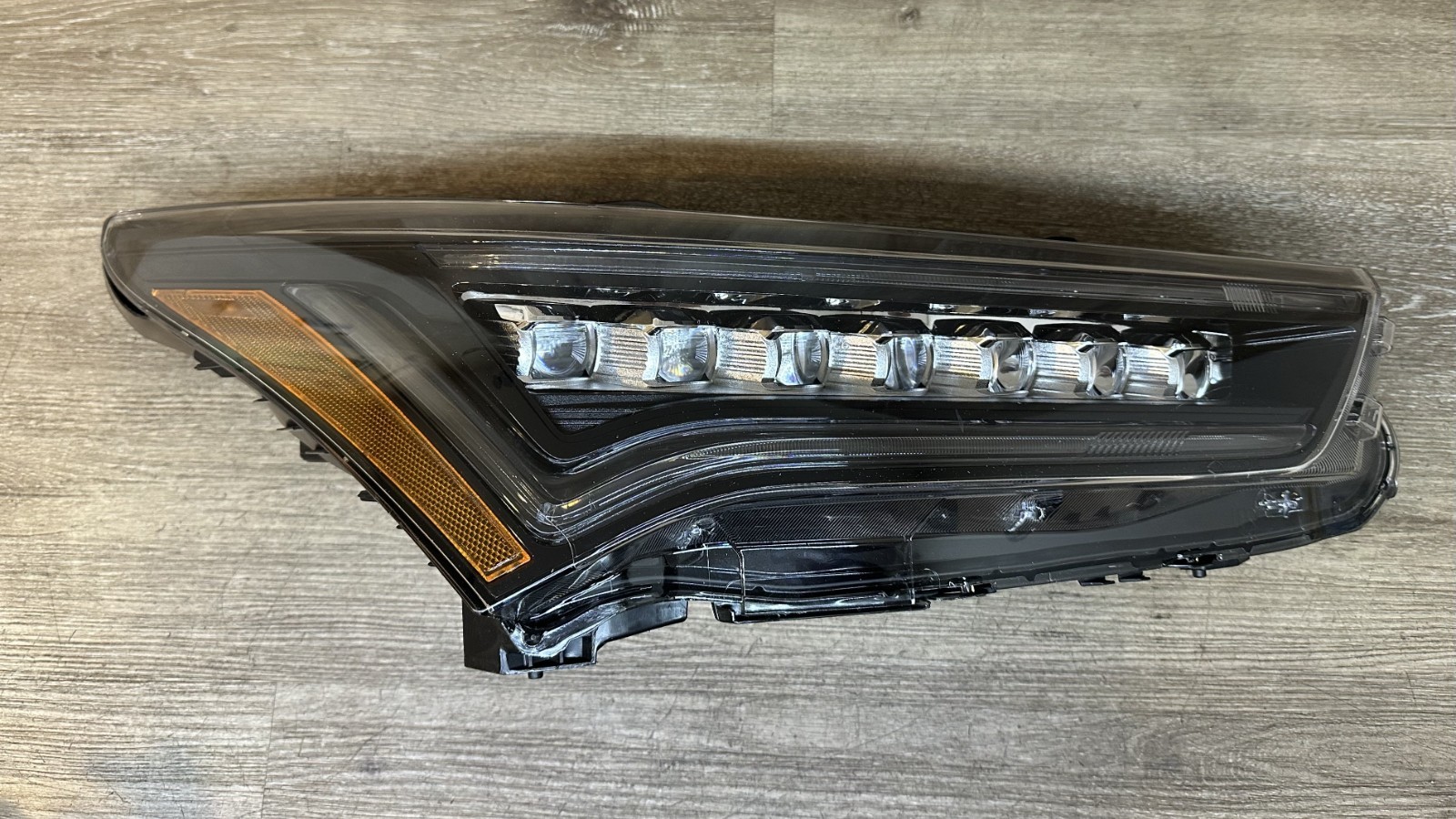 2019-22 ACURA RDX RH FULL LED HEADLIGHT ASSY OEM - DAMAGED