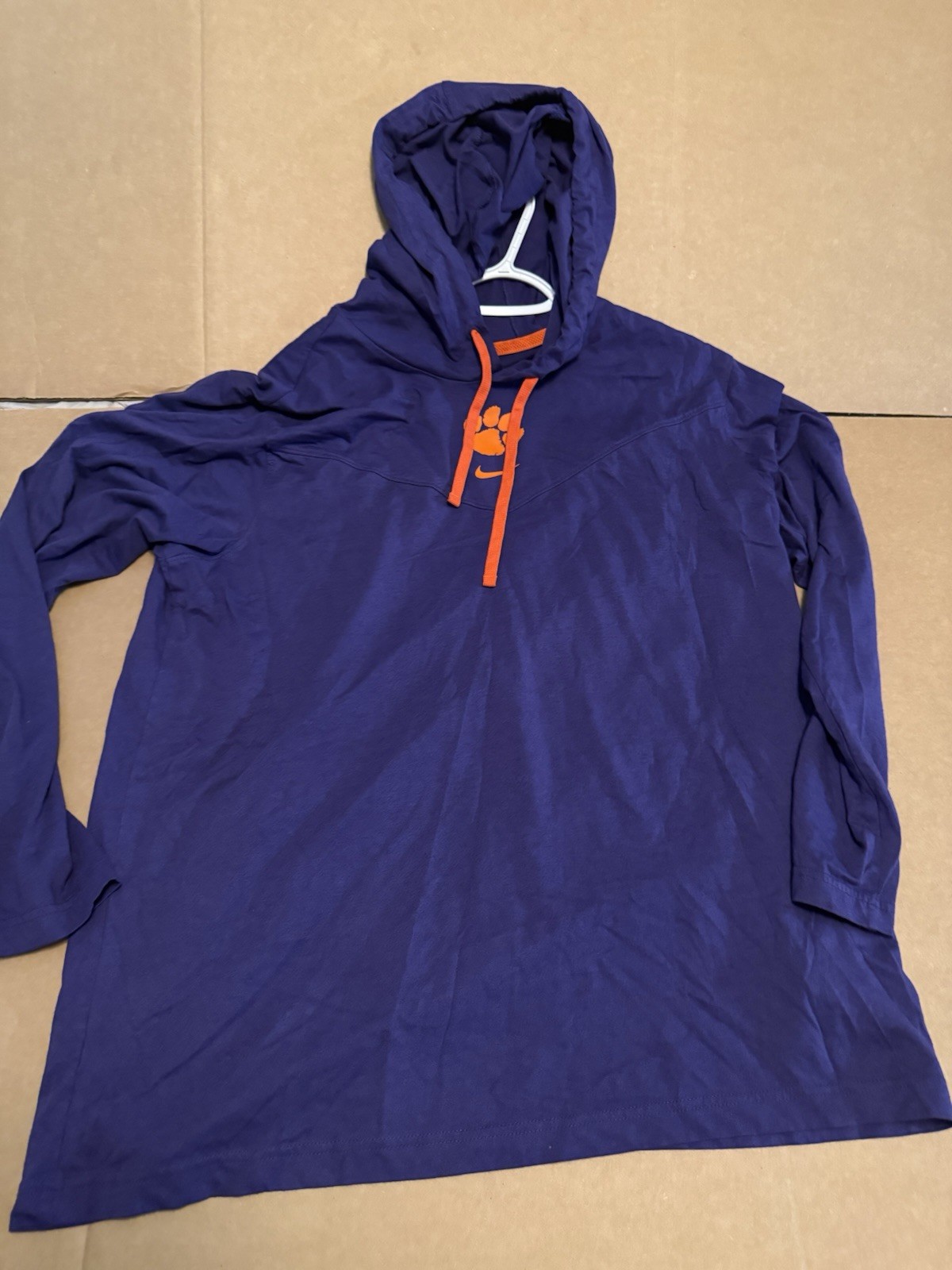 Nike Purple Clemson Tigers 2021 Sideline Team Hoodie SzL Player Worn BT POTTER Nike Purple Clemson Tigers 2021 Sideline Team Hoodie SzL Player Worn BT POTTER