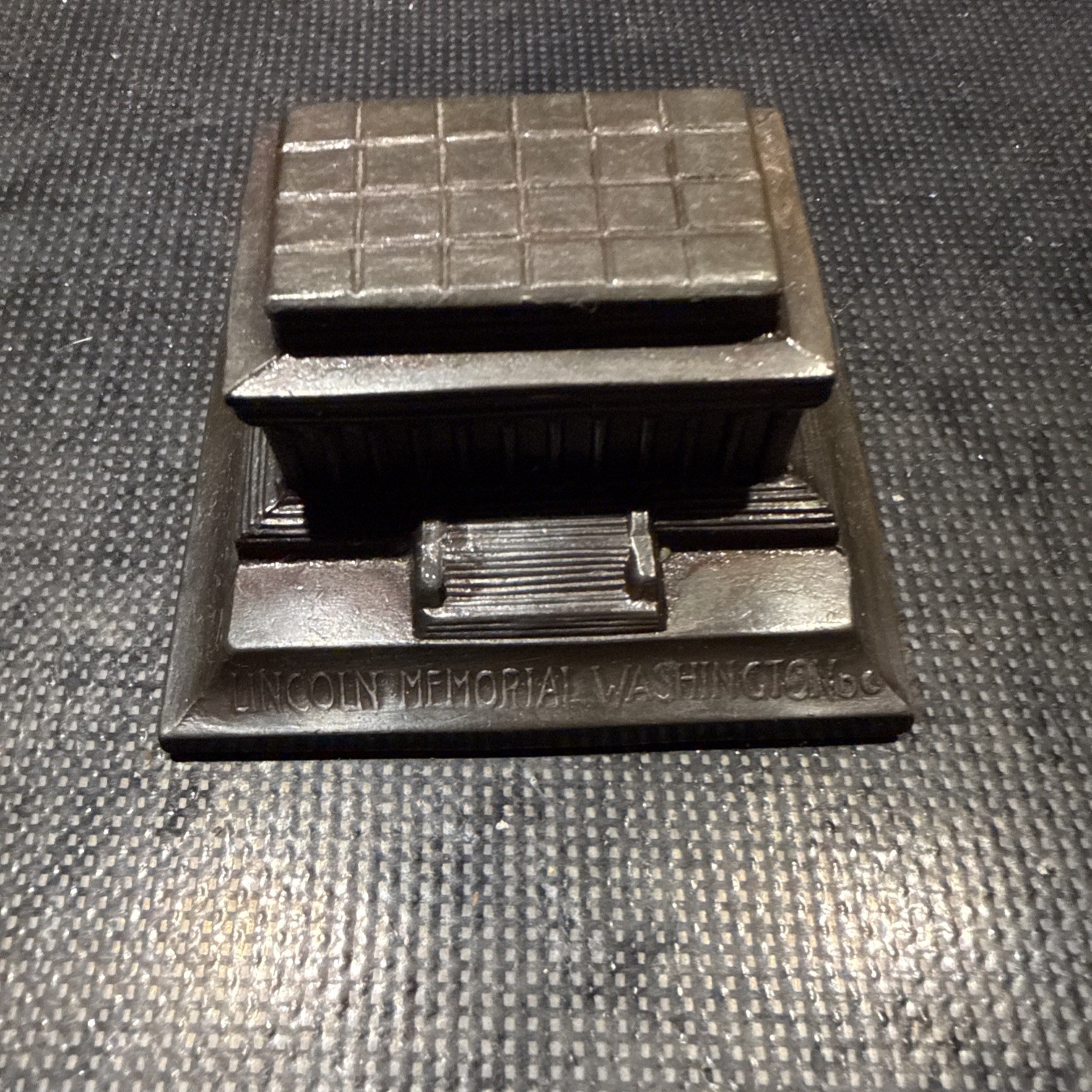 GREAT VINTAGE METAL LINCOLN MEMORIAL, OLD WASHINGTON DC SOUVENIR GREAT VINTAGE METAL LINCOLN MEMORIAL, OLD WASHINGTON DC SOUVENIR