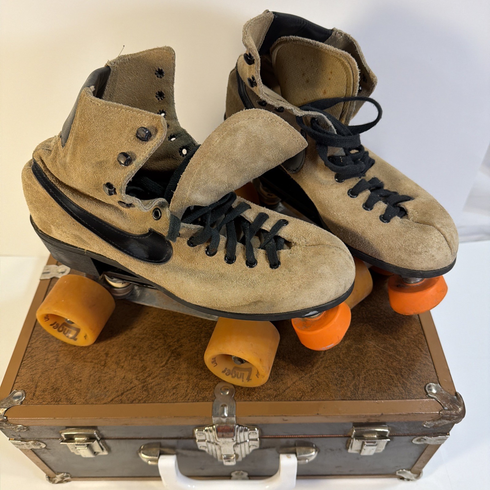Vintage  Roller Skates Suede RC SPORTS SUNLITE  Men\'s 8/8.5 Women\'s 10/10,5 Read