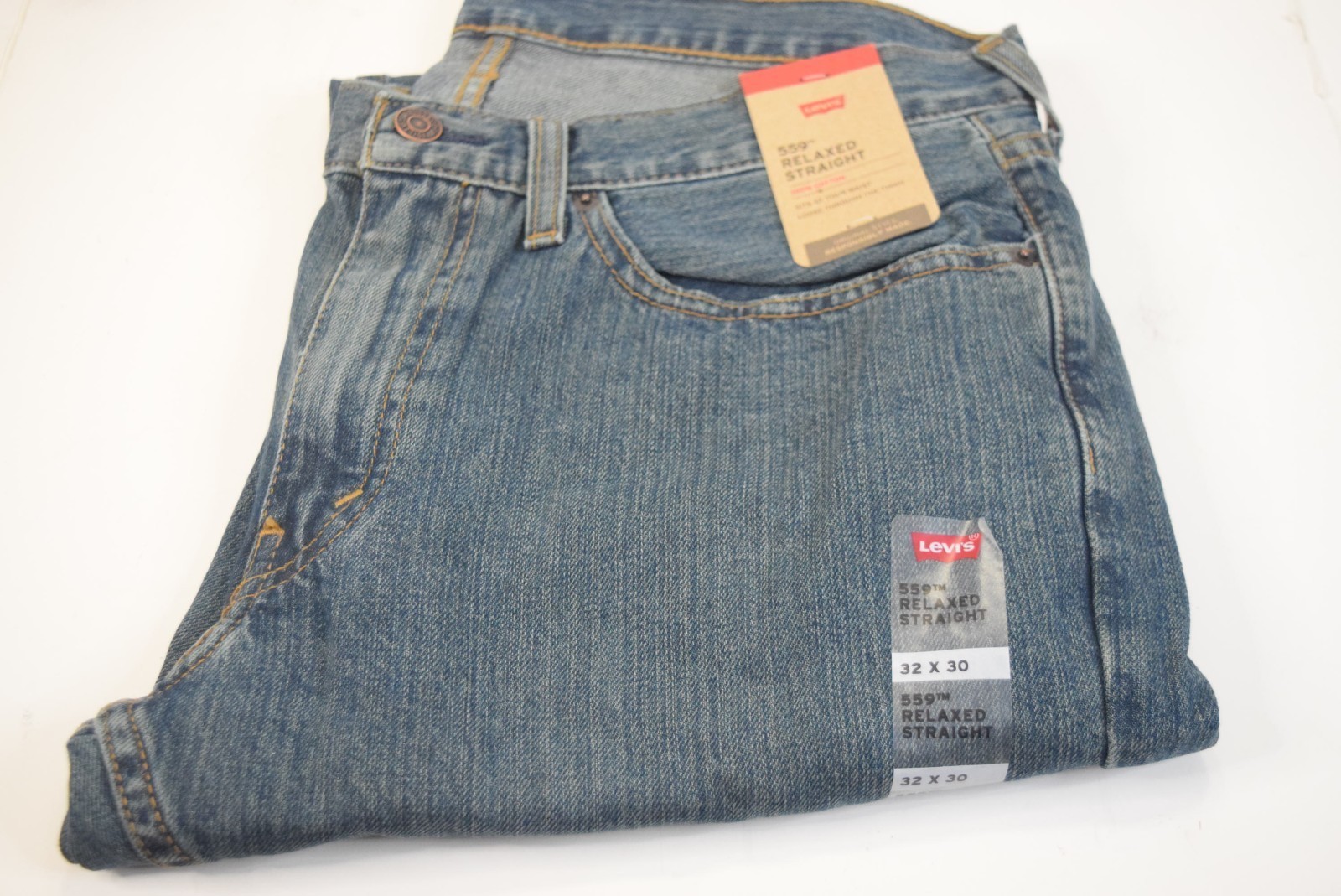 NWT Levi\'s Men\'s 559 Relaxed Straight Jeans 42x32 Medium Wash 005590733 NWT Levi\'s Men\'s 559 Relaxed Straight Jeans 42x32 Medium Wash 005590733