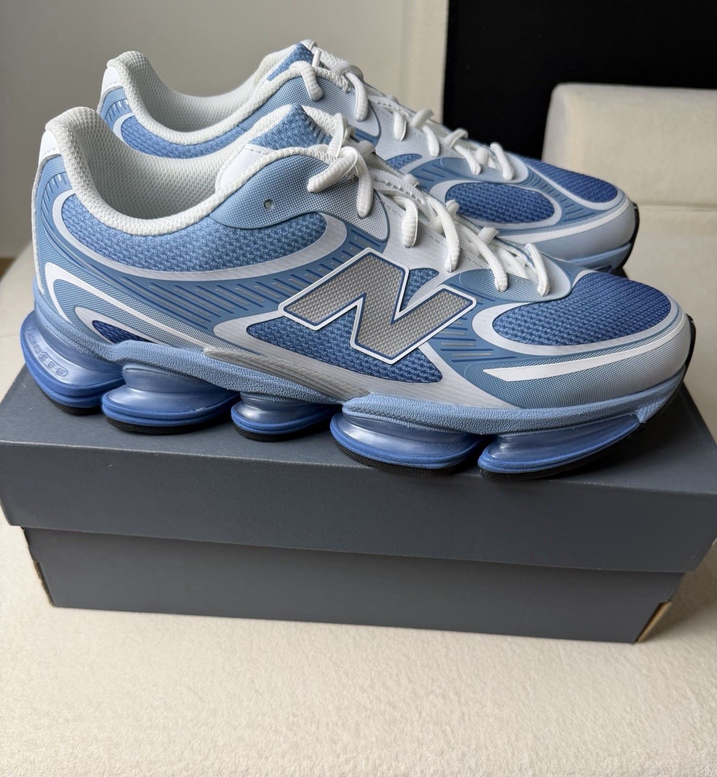 New Balance Men’s  2000 \