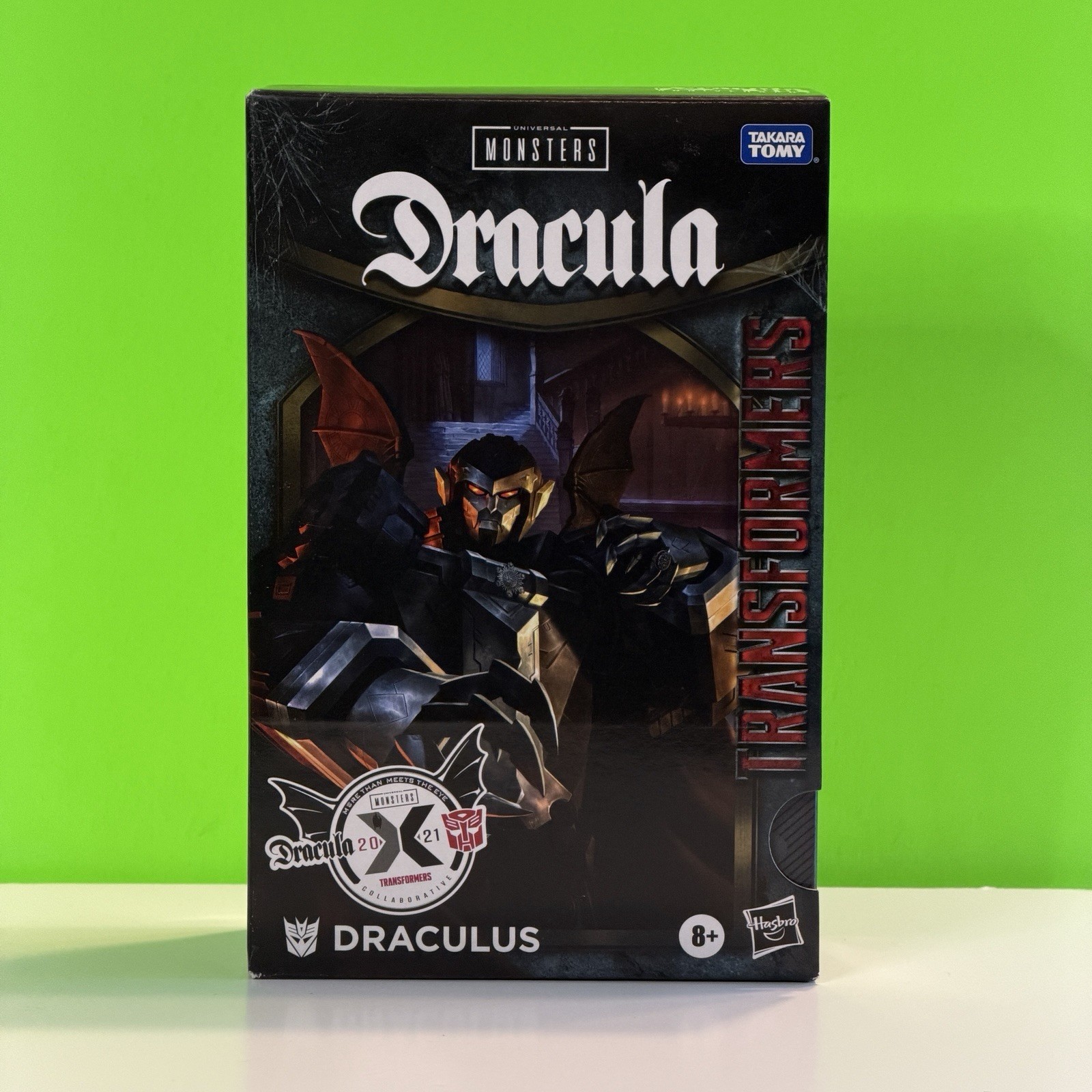 Transformers - DRACULUS - Dracula Monsters Tamara Tomy Action Figure