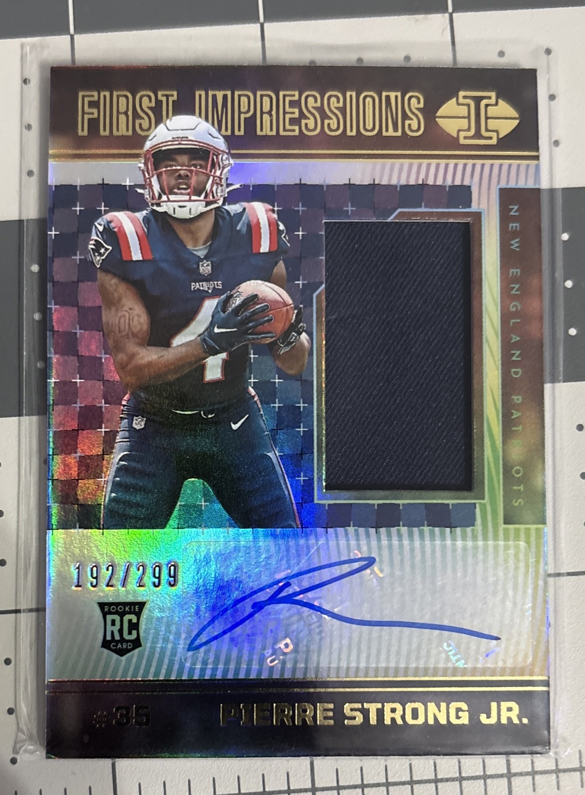 2022 Panini Illusions - Pierre Strong Jr. #124 /299 (AU, MEM, RC)