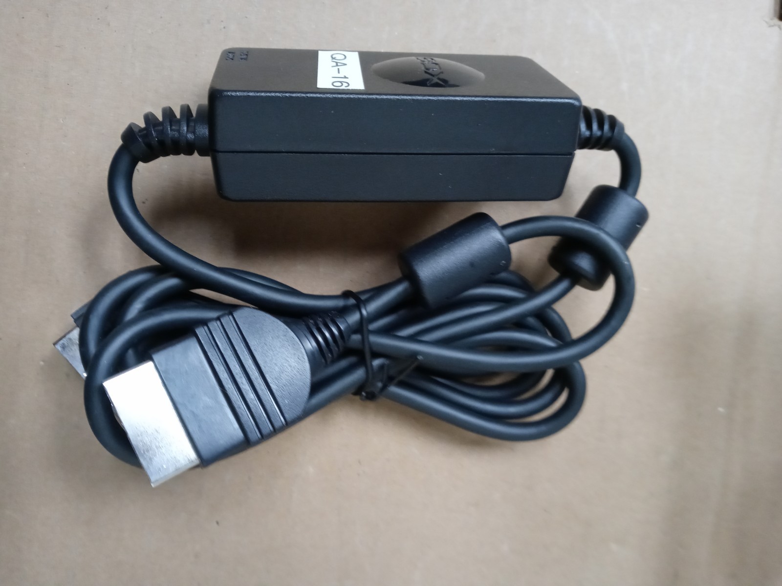 MICROSOFT XBOX ORIGINAL OFFICIAL ADVANCED RGB SCART TV AV LEAD CABLE OPTICAL OUT MICROSOFT XBOX ORIGINAL OFFICIAL ADVANCED RGB SCART TV AV LEAD CABLE OPTICAL OUT