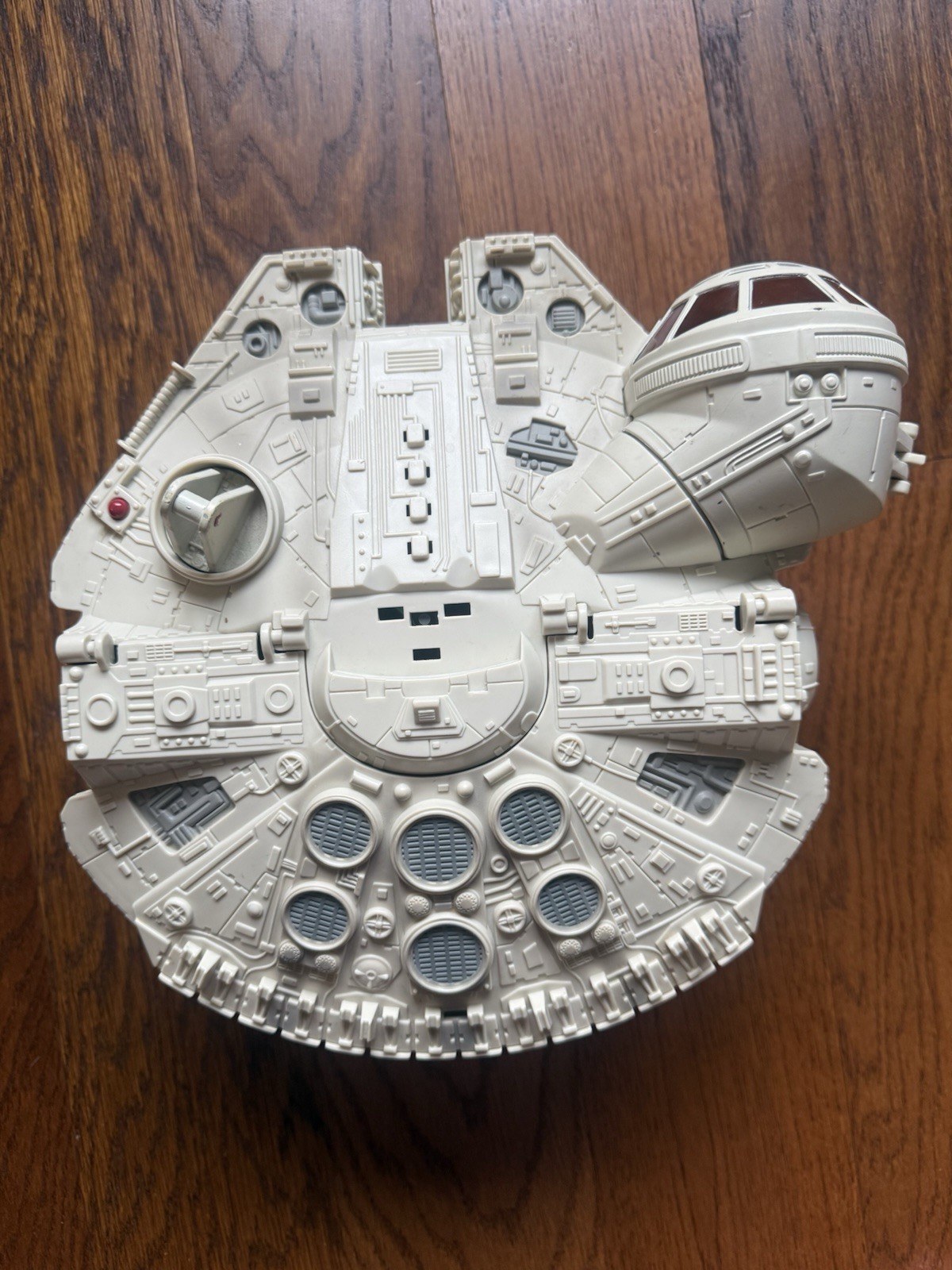 Vintage 2001 Playskool Star Wars Millennium Falcon Spaceship Playset Toy Only Vintage 2001 Playskool Star Wars Millennium Falcon Spaceship Playset Toy Only