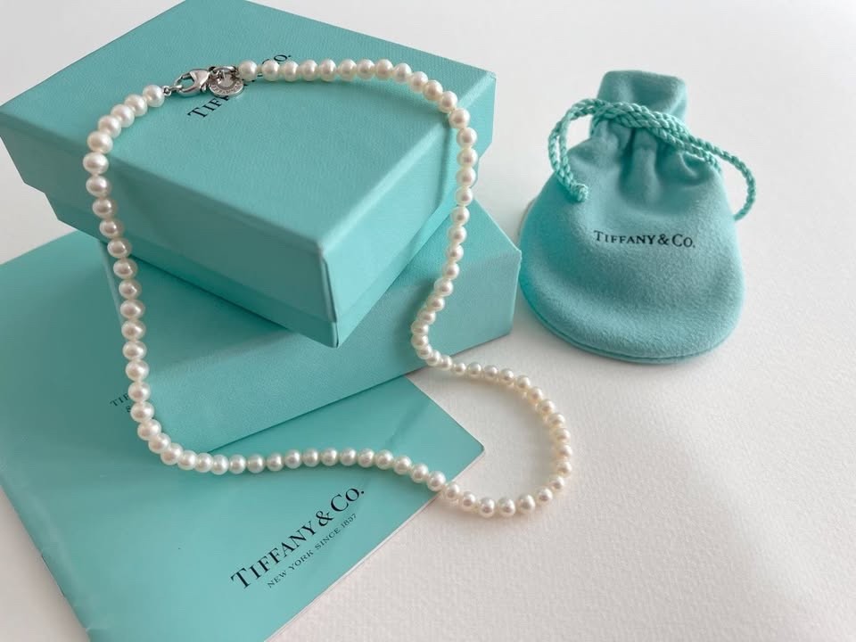 Tiffany & Co. Ziegfeld Collection Freshwater Pearl Necklace 16” Sterling Silver Tiffany & Co. Ziegfeld Collection Freshwater Pearl Necklace 16” Sterling Silver