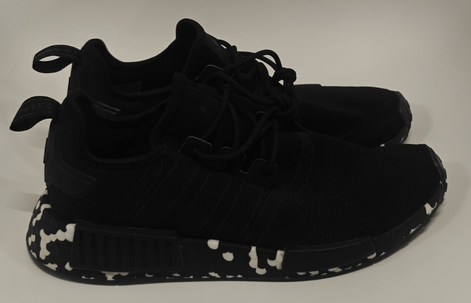 adidas NMD R1 GZ4306 Black Speckled Camo Sole Men\'s 9 Boost AD2
