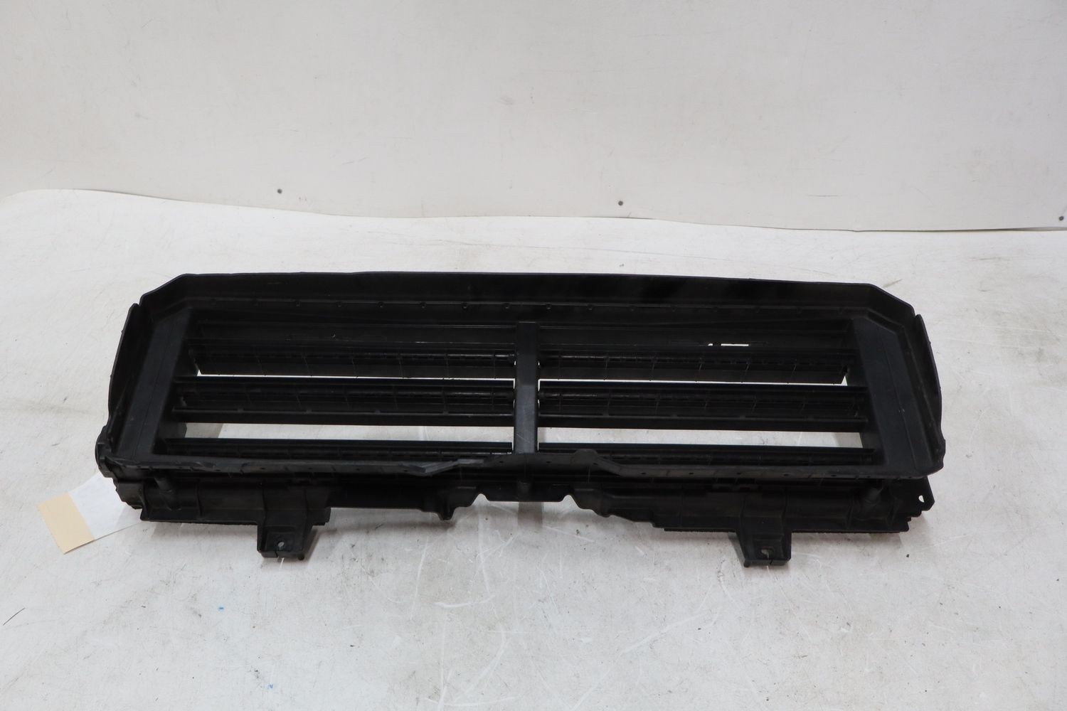 2023-2025 GENESIS G90 Air Shutter/radiator Shutter Oem 86950-T4000