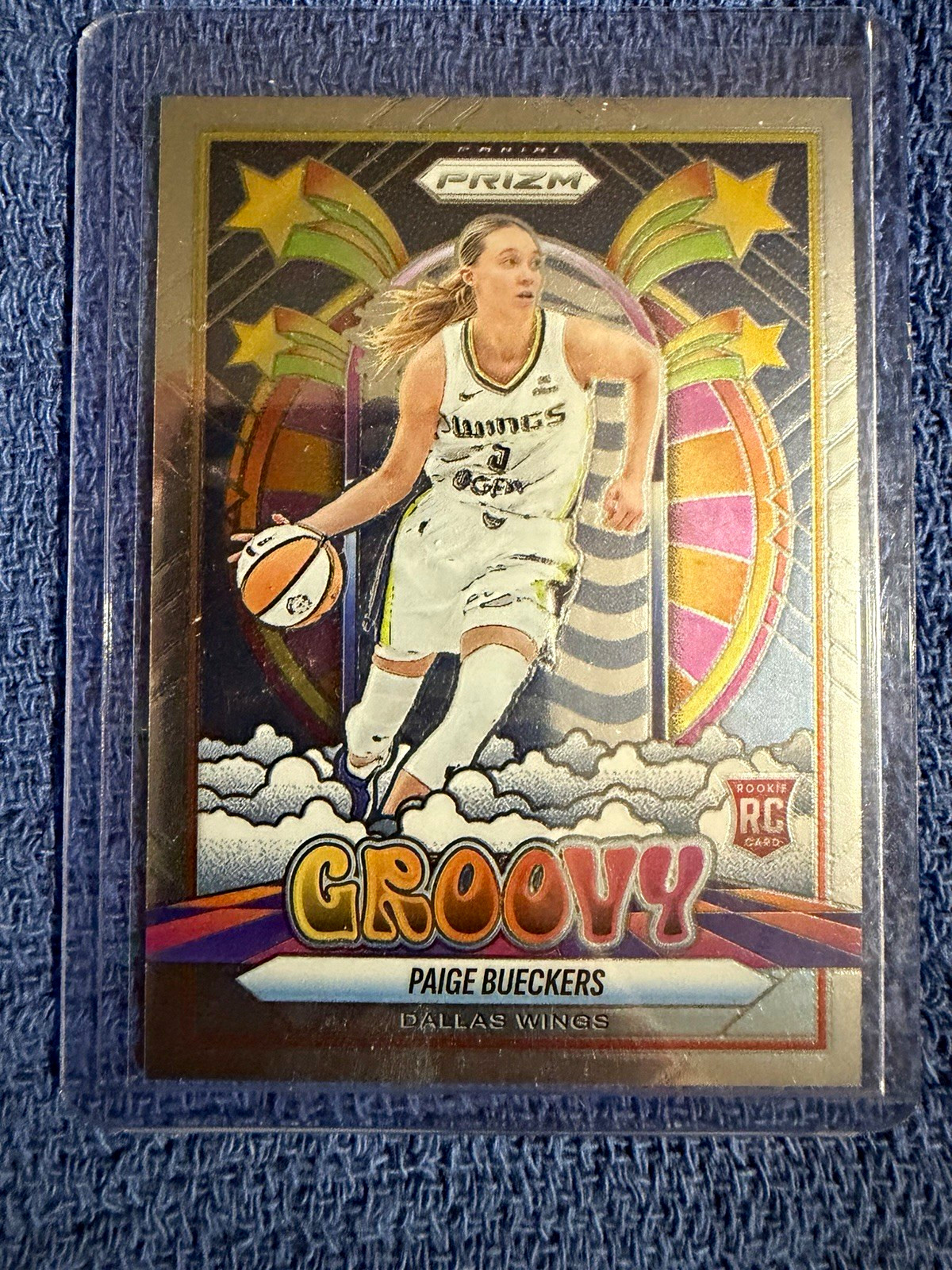 Panini 2025 Prizm WNBA Basketball Paige Bueckers Wings Groovy #12 RC