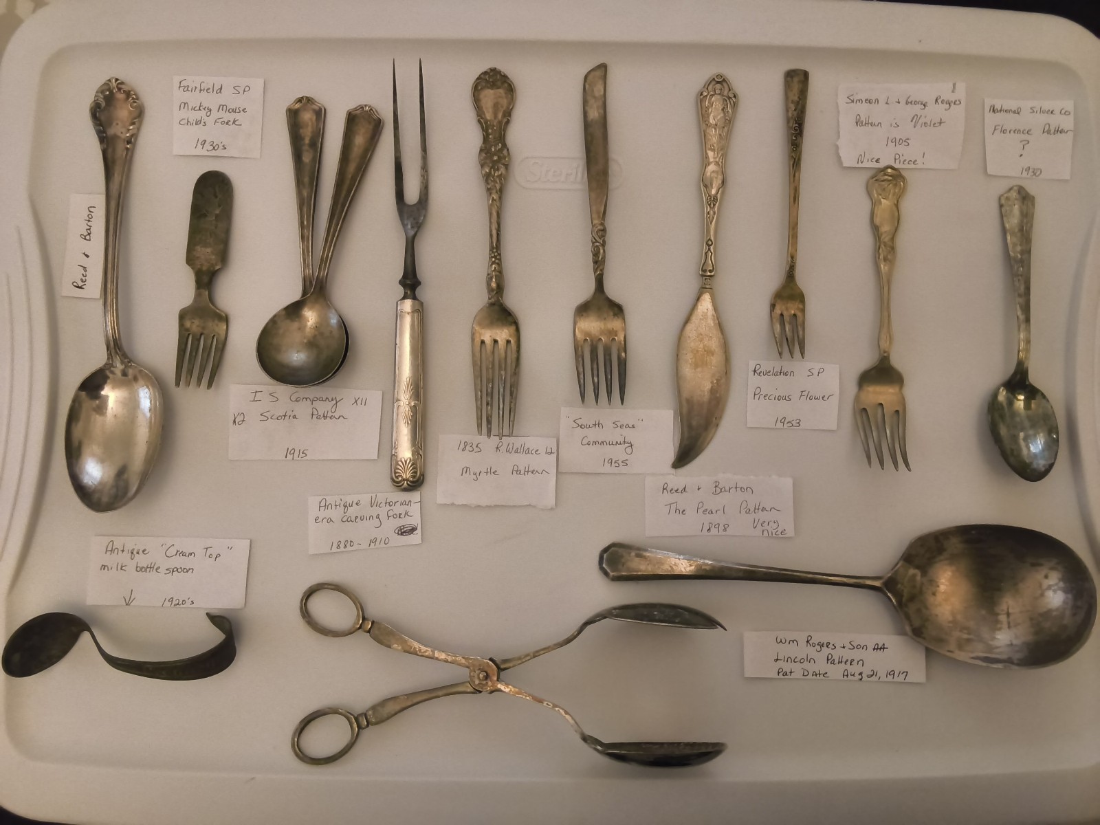 Vintage Silverplate Mixed Flatware 173 PCS.  Arts, crafts, etc.  Rogers, etc.