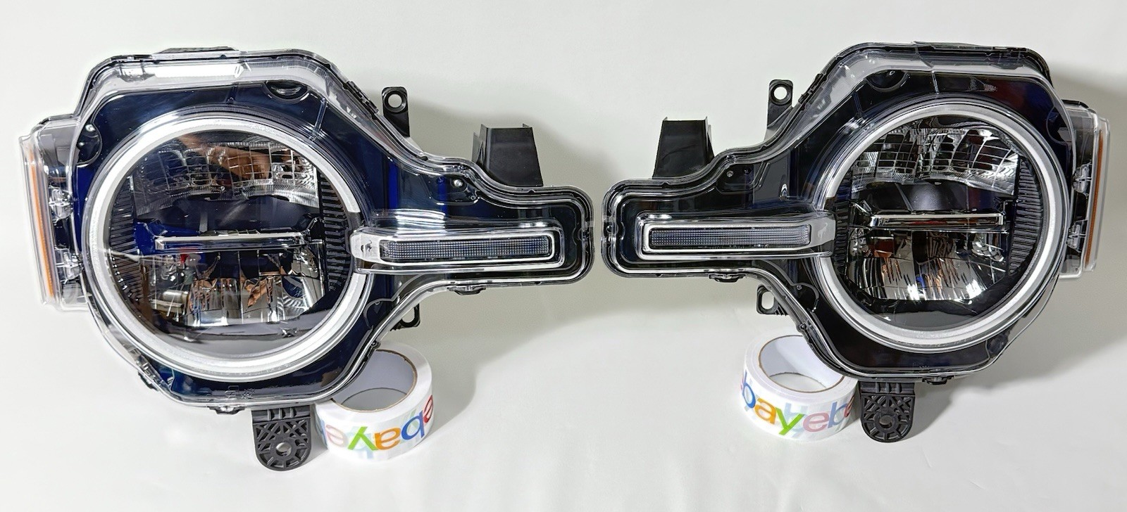 Perfect OEM 2021-2026 Ford Bronco Headlights Base LED w/o Signature Set - #883 Perfect OEM 2021-2026 Ford Bronco Headlights Base LED w/o Signature Set - #883