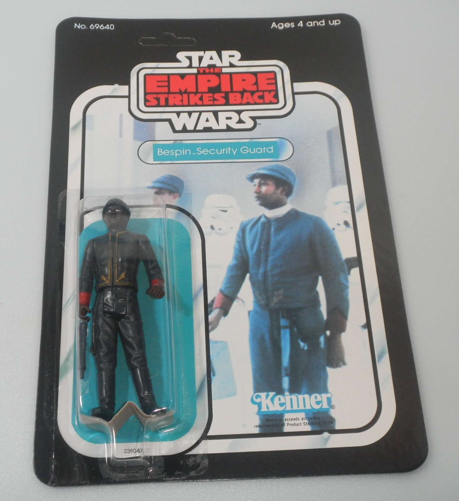 RECARDED 1981 Star Wars ESB Bespin Security Guard 100% Complete Vintage Figure