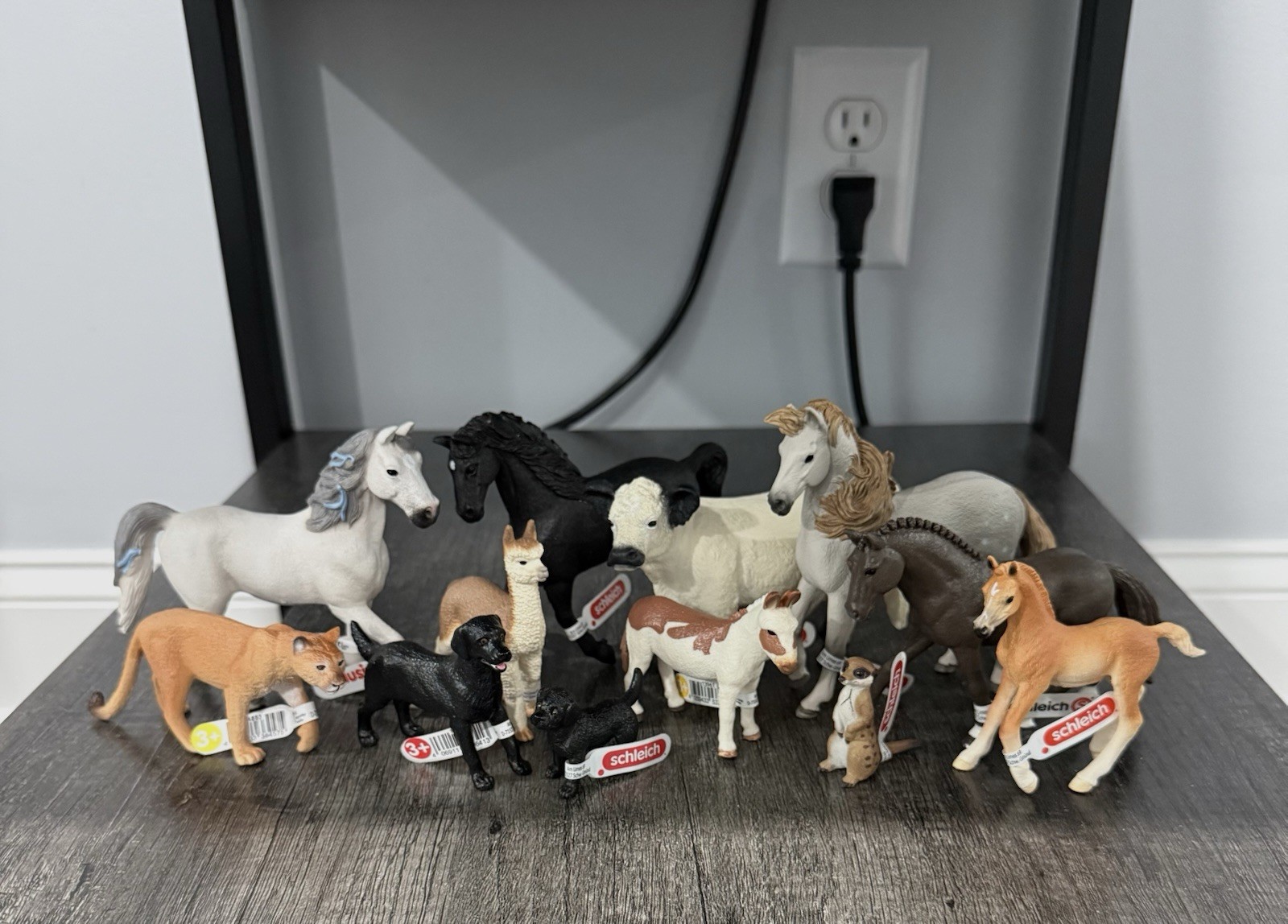 Schleich Animal Lot of 12 (NEW)