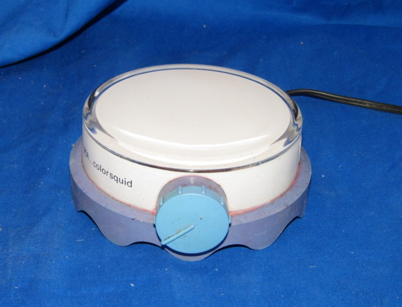 IKA Color Squid Magnetic Stirrer 0 - 1500 RPM IKA Color Squid Magnetic Stirrer 0 - 1500 RPM