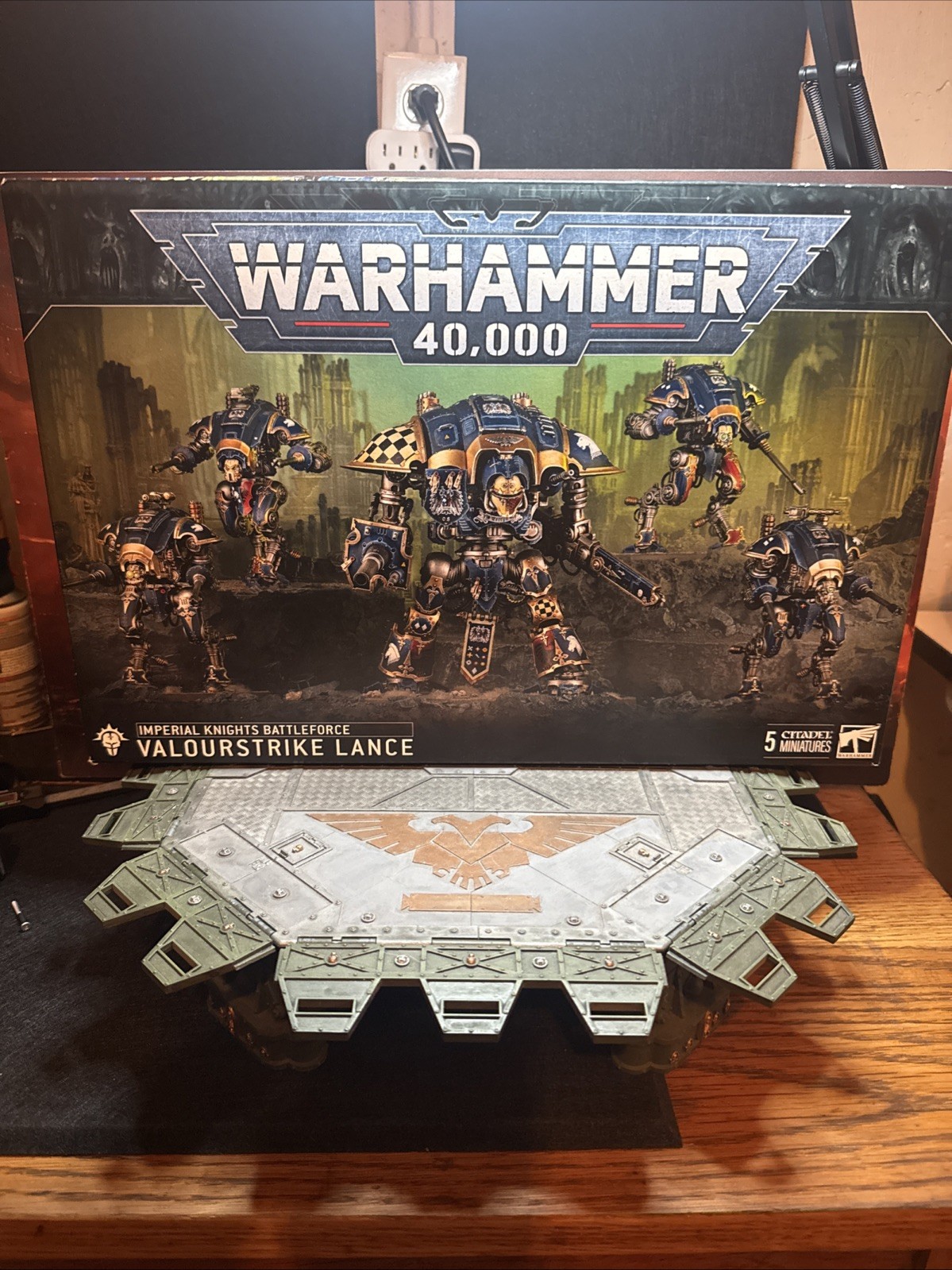 Imperial Knights Battleforce Valourstrike Lance New WH40K Warhammer 40,000 Imperial Knights Battleforce Valourstrike Lance New WH40K Warhammer 40,000