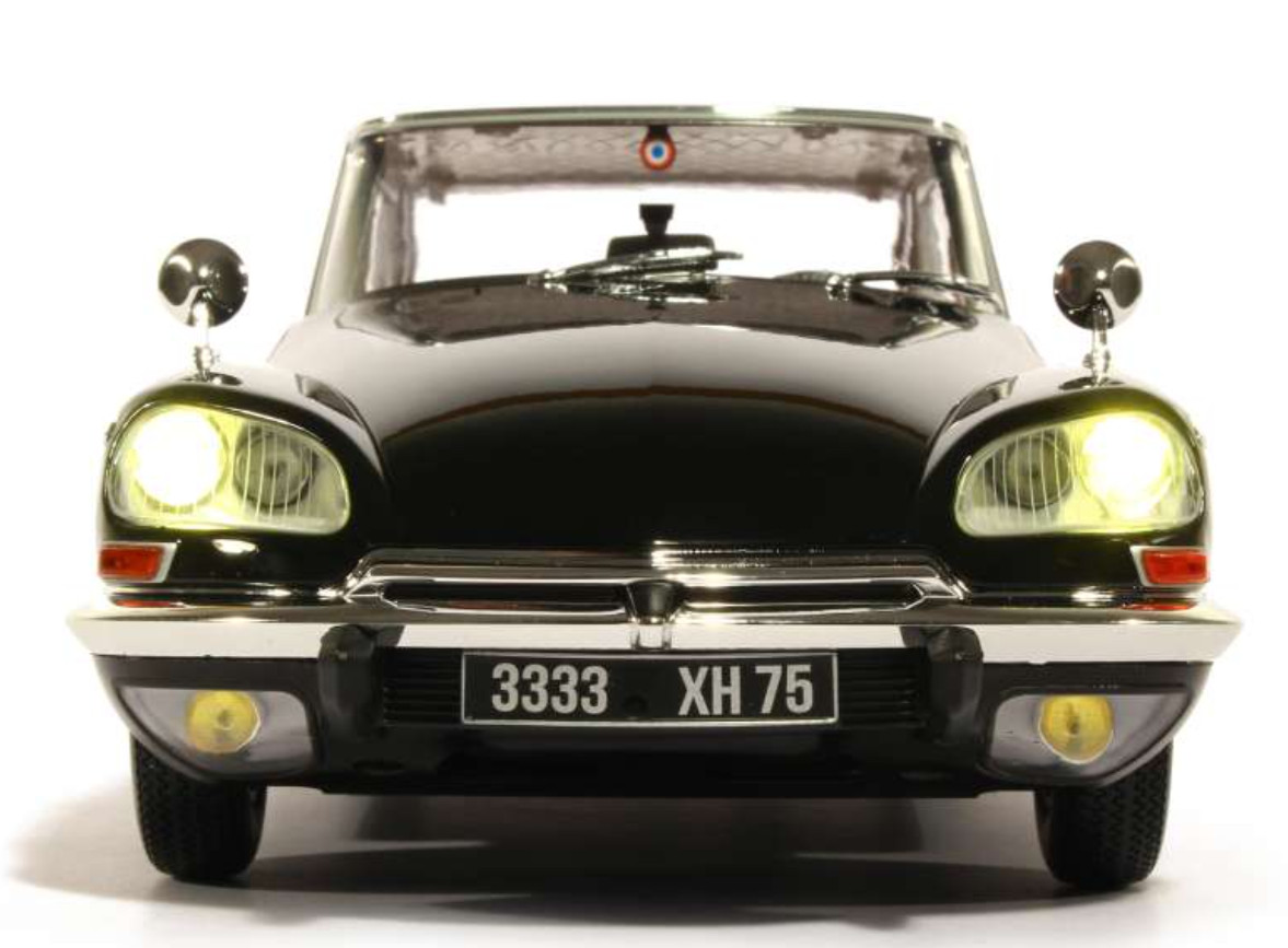 METAL-18 Citroen DS21 Chapron Lorraine Presidential 1969 Lights 1/18