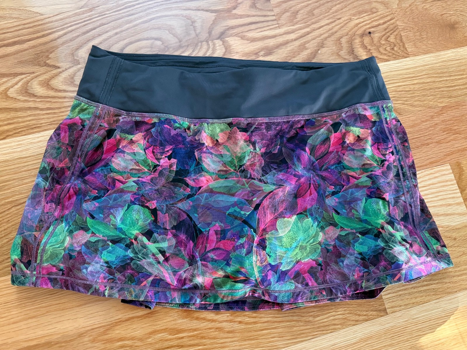 Lululemon Pace Rival Skirt Skort sz 8 excellent con Tennis Pickleball Fall color