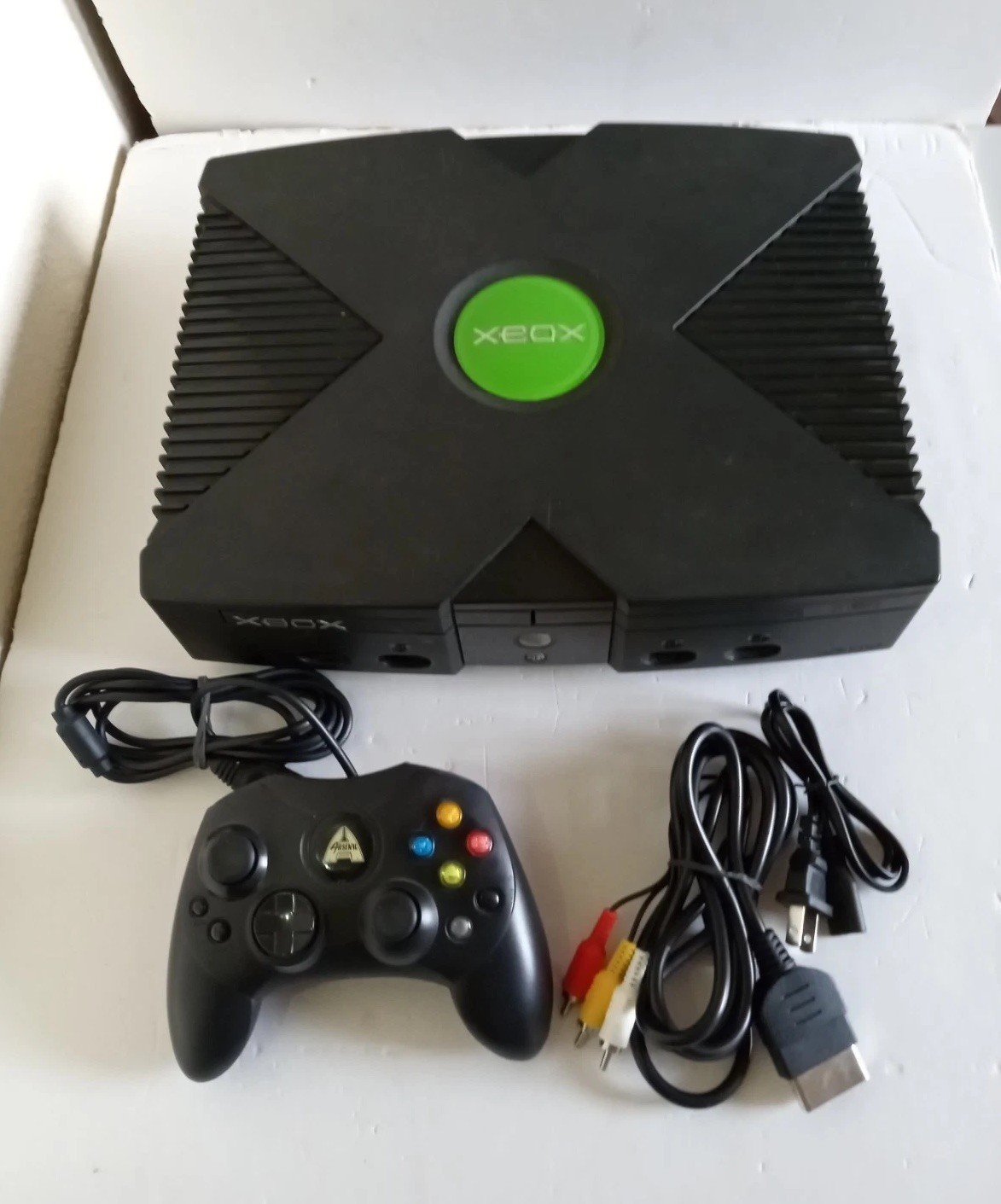 Microsoft Xbox Original OG Console with Cables {CFW} Microsoft Xbox Original OG Console with Cables {CFW}