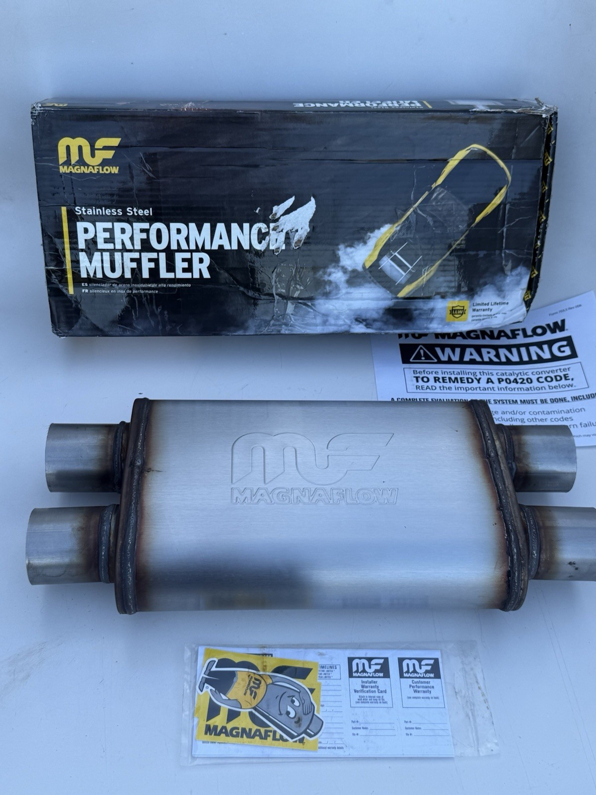 MagnaFlow Performance Exhaust Muffler 11386: 2.5 MagnaFlow Performance Exhaust Muffler 11386: 2.5